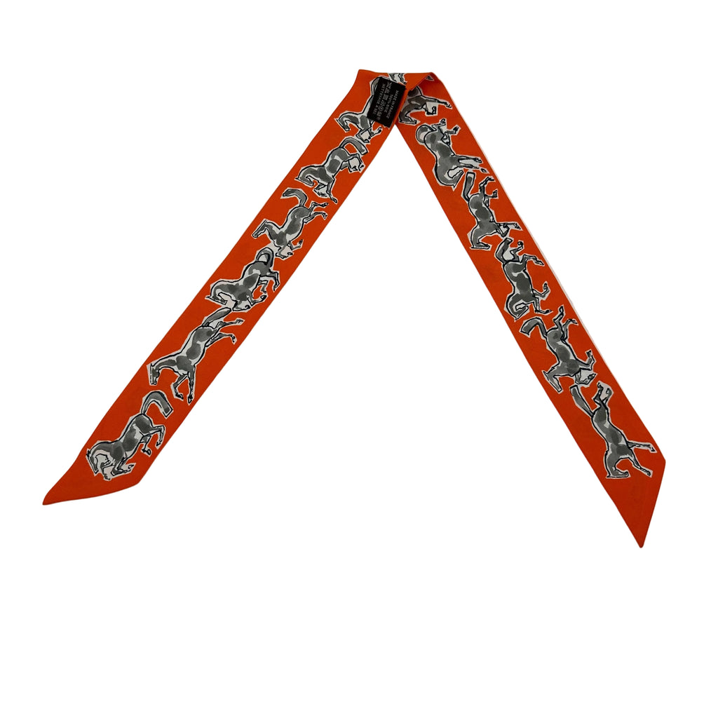 Hermes Chevaux en Liberte Twilly 100%Silk Orange 2021