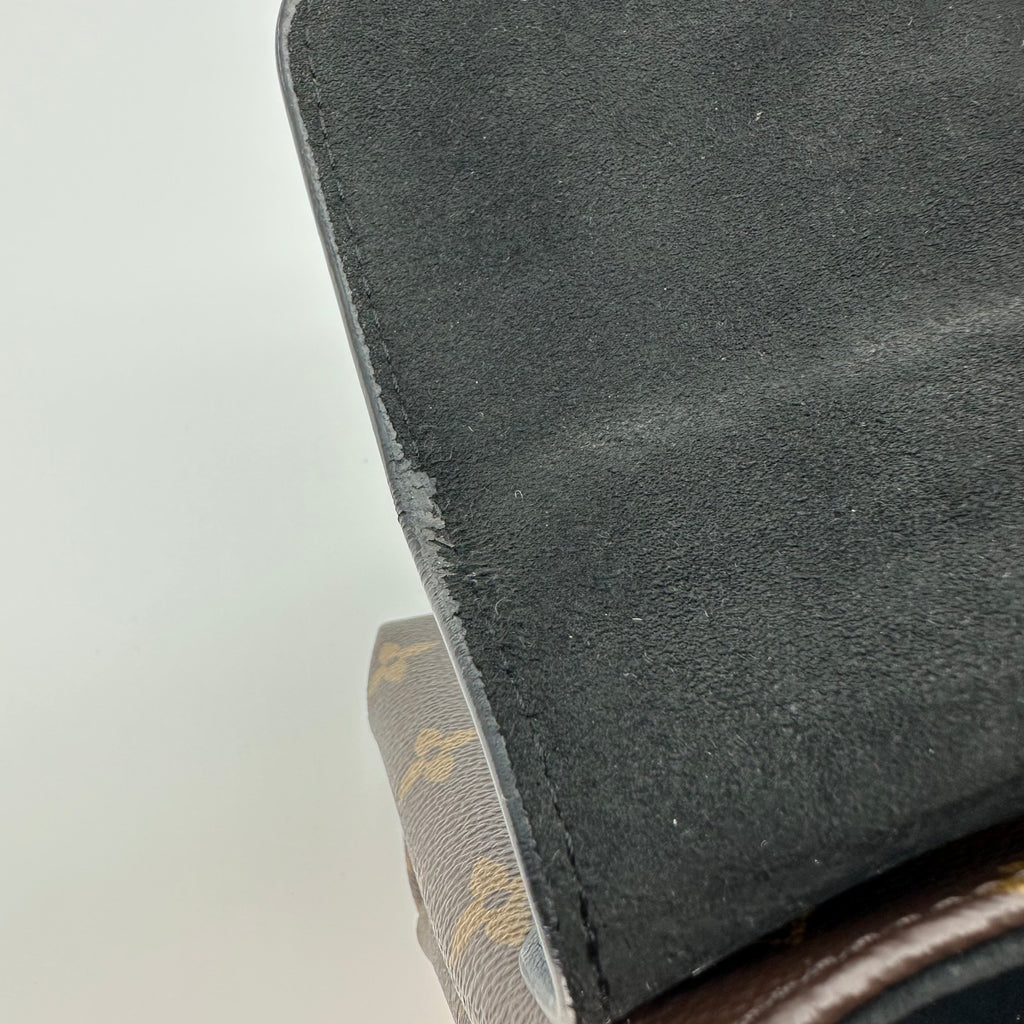 Louis Vuitton Locky BB bag black