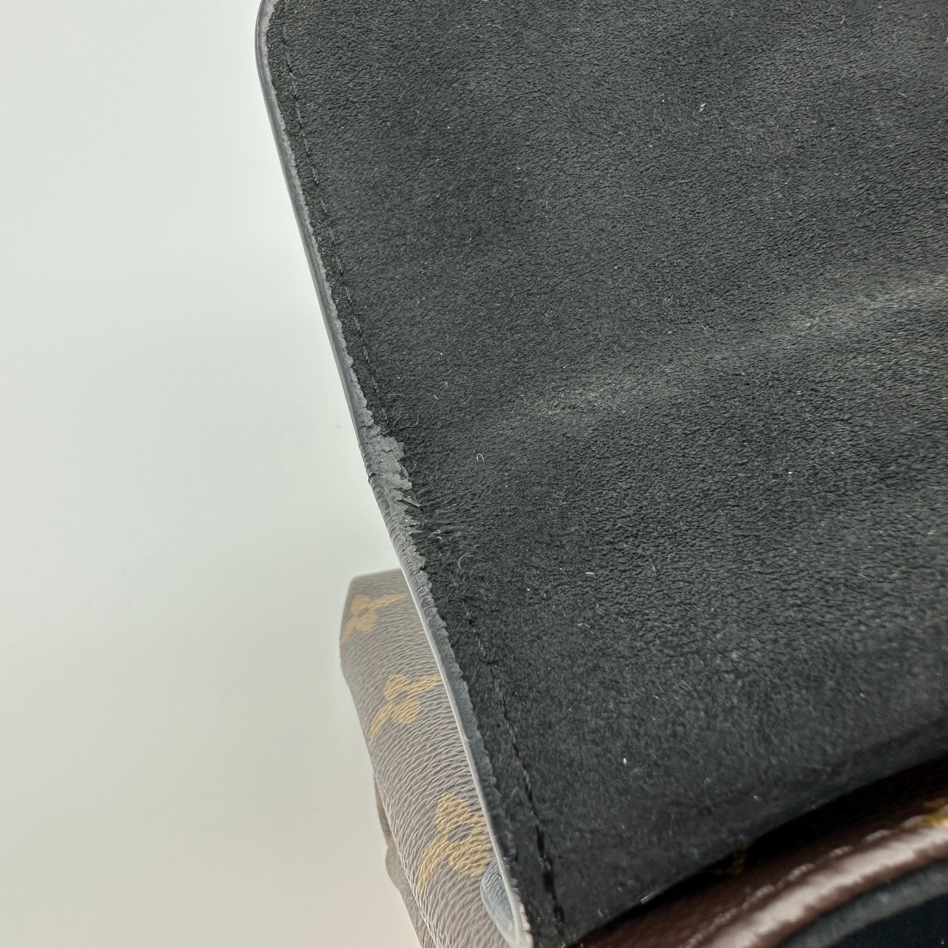 Louis Vuitton Locky BB bag black