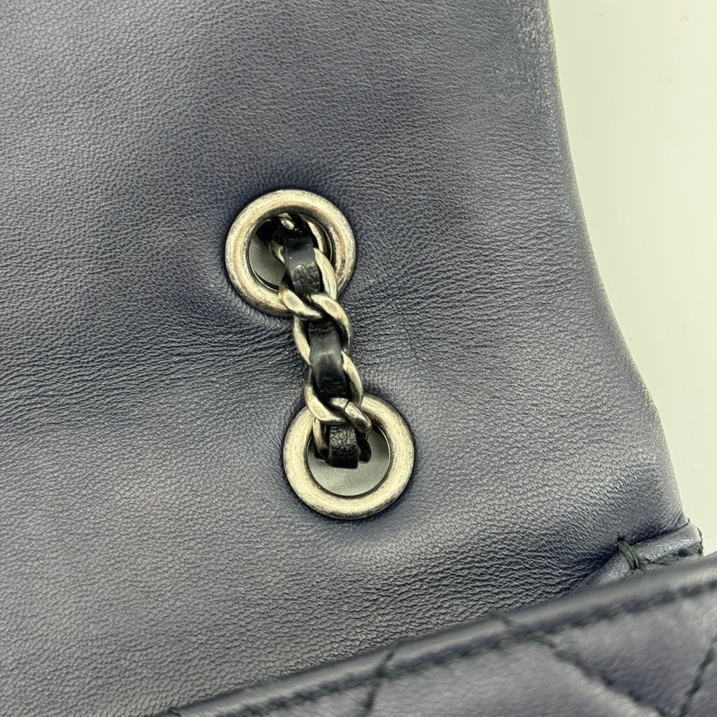 Chanel Matelasse Lambskin Single Flap Double Chain Bag Navy Blue Gunmetal Fittings 21XXXXXX
