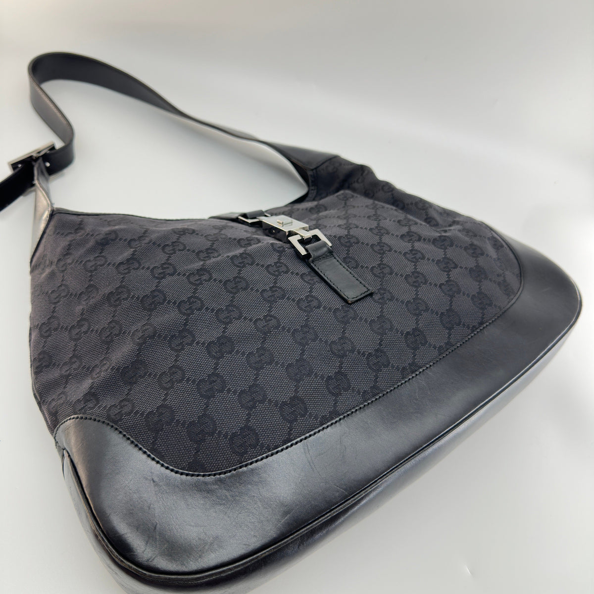 Gucci GG Canvas Jackie Black Hobo Shoulder Bag