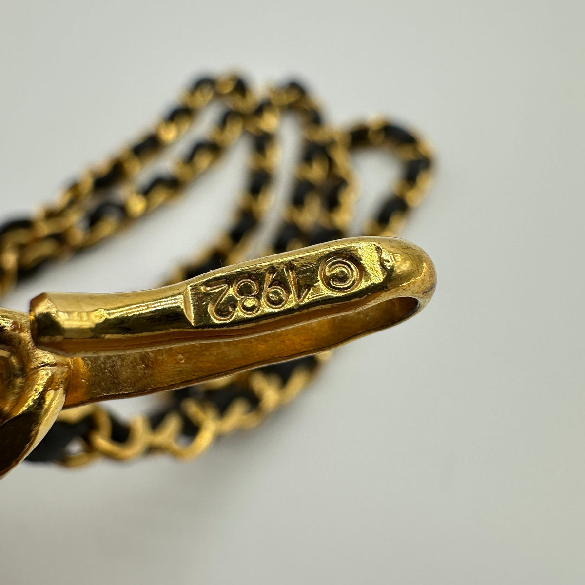 Chanel 1982 CC Medallion Gold-Tone Black Leather Chain Belt