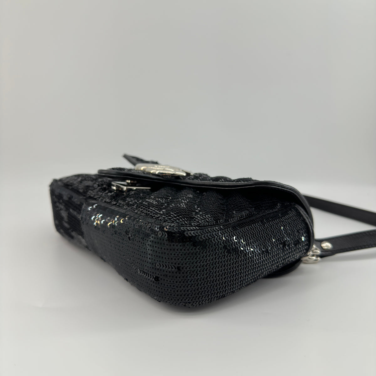 Gucci GG Marmont Sequins x leather Chain Shoulder Bag Black