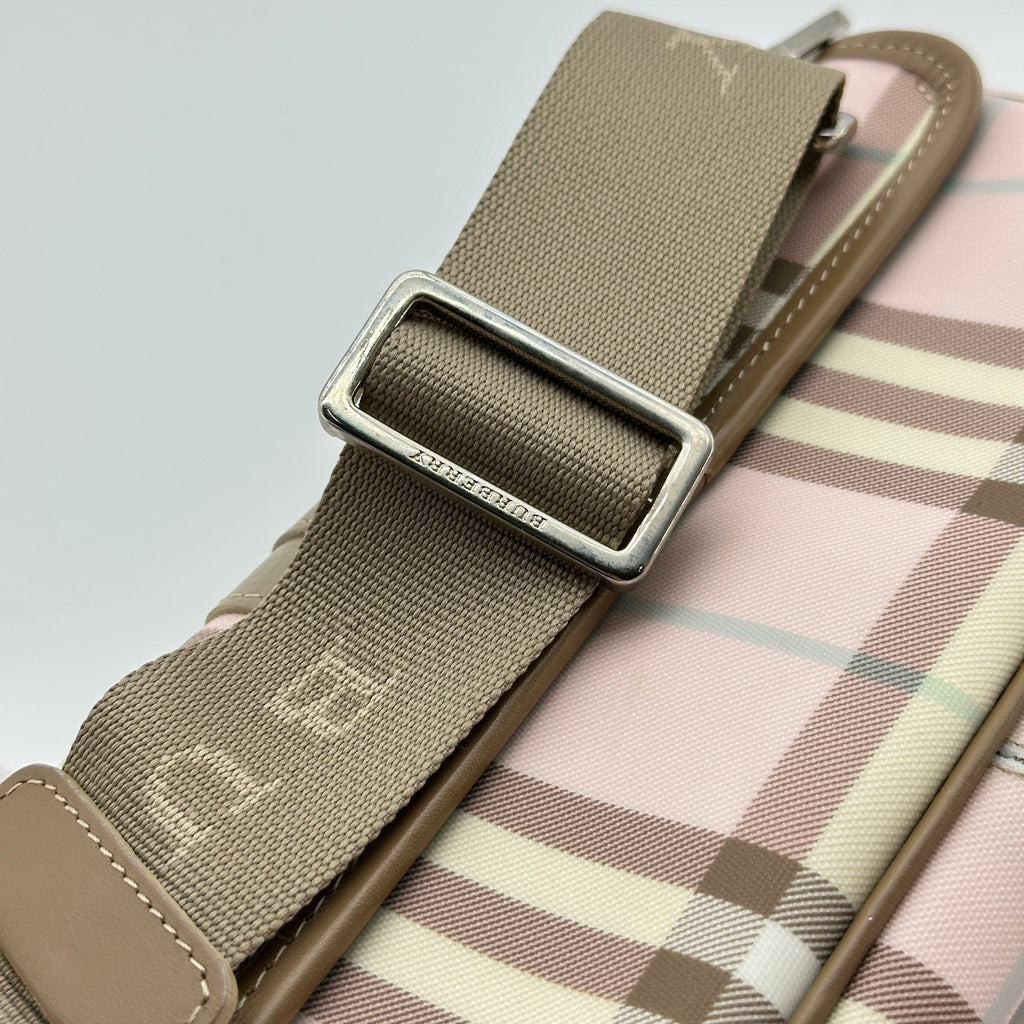 burberry candy check lola pink
