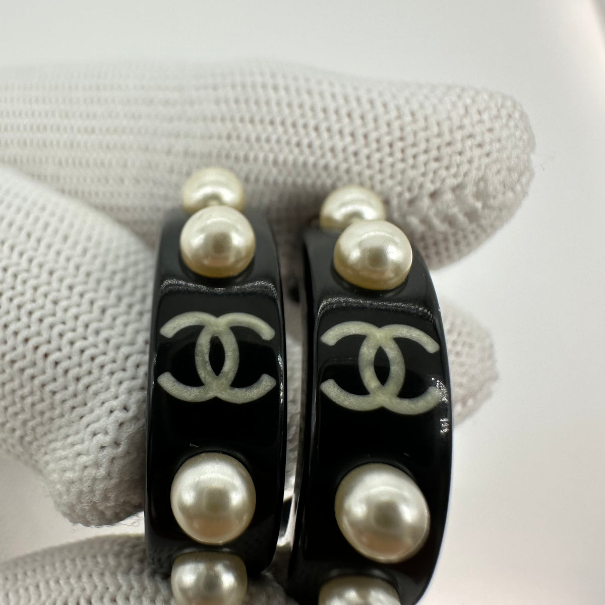 Chanel Earrings  Black Pearls