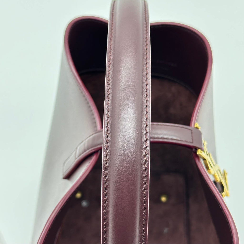 Yves Saint Laurent Sac à main 2 voies en cuir YSL LE 37 Violet 749036