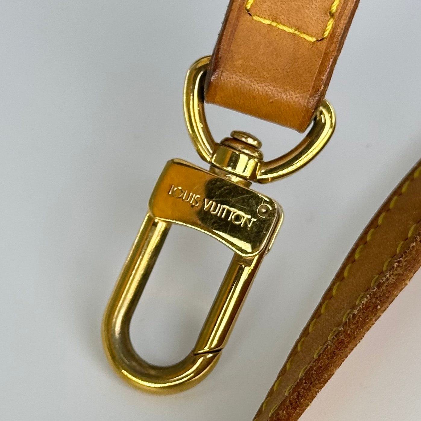 Louis Vuitton Alma Monogram Handbag M51130