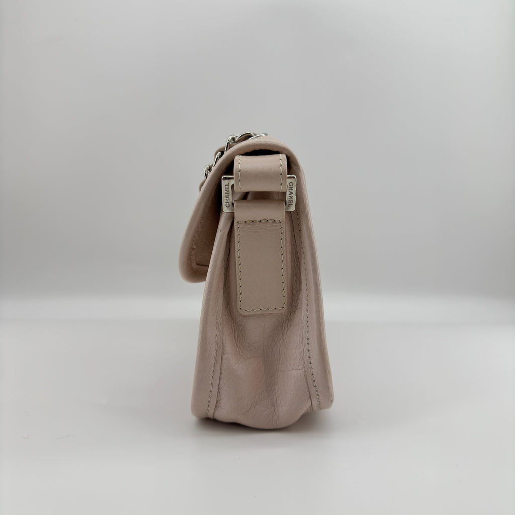 Chanel Vintage Mademoiselle Lock Flap Bag 2.55 Leather Shoulder Bag Pink Silver Metal Fittings 8XXXXXX