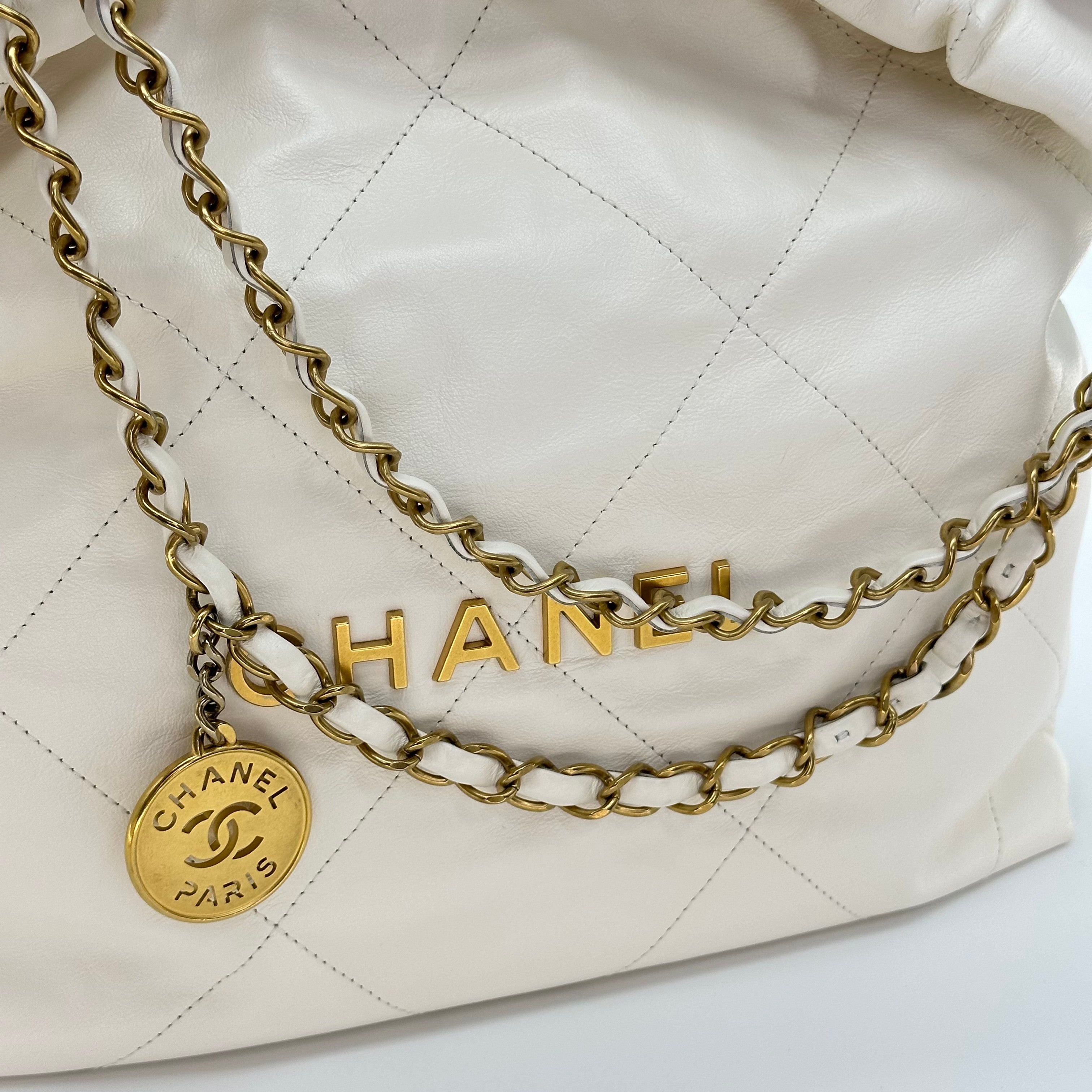 CHANEL 22 Small AS3260 Shiny Calfskin White Gold Hardware Chain Shoulder Bag