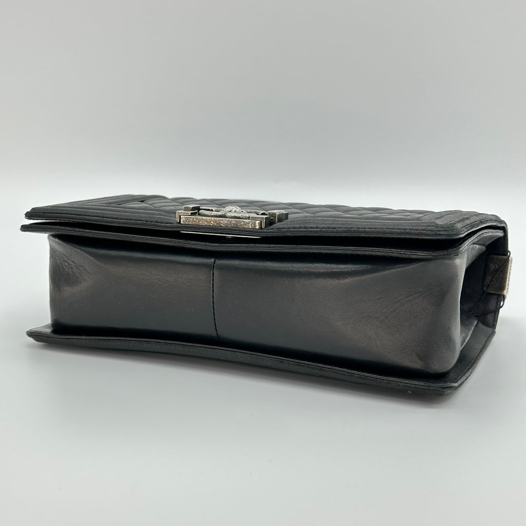 Chanel Boy Chanel 25 Lambskin Chain Shoulder Bag Black Silver 21 Series