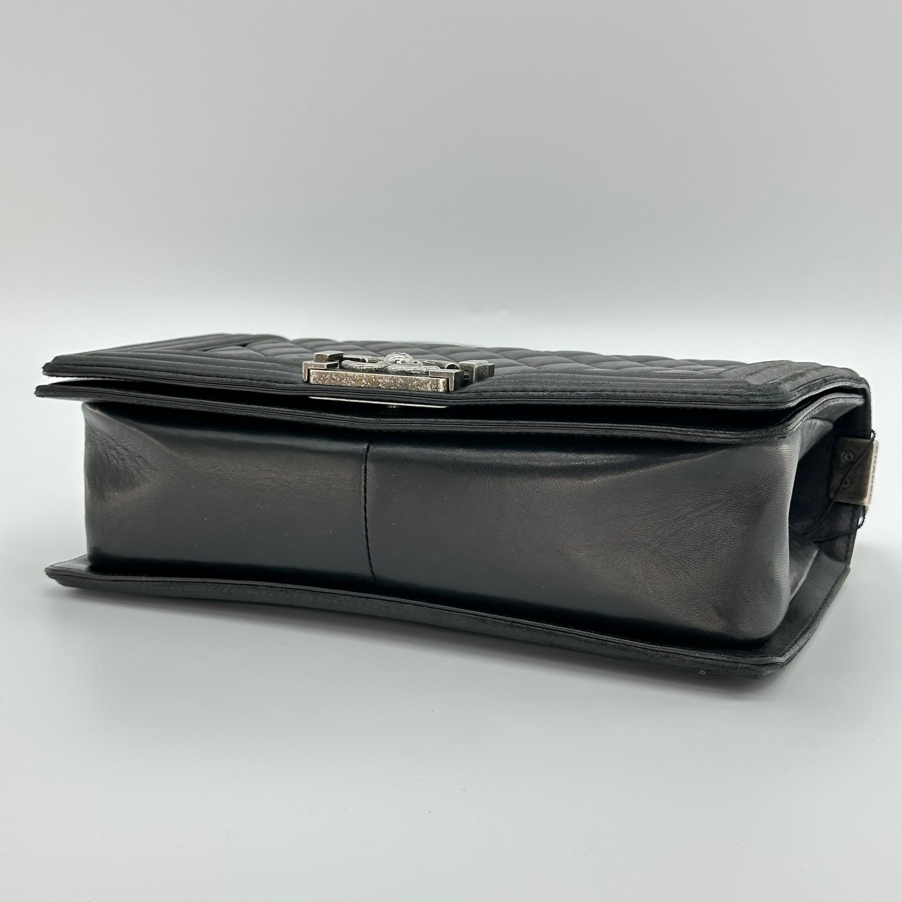 Chanel Boy Chanel 25 Lambskin Chain Shoulder Bag Black Silver 21 Series