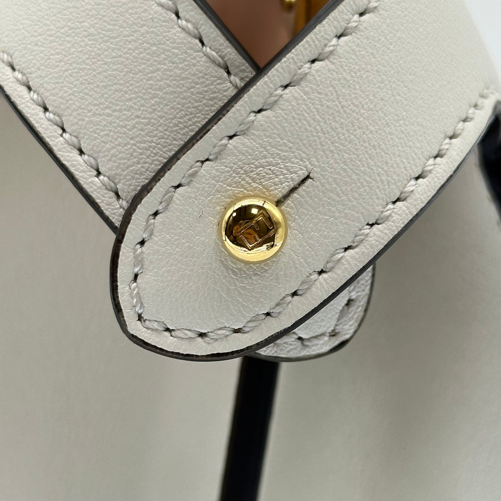 FENDI Selleria Peekaboo leather 2way bag