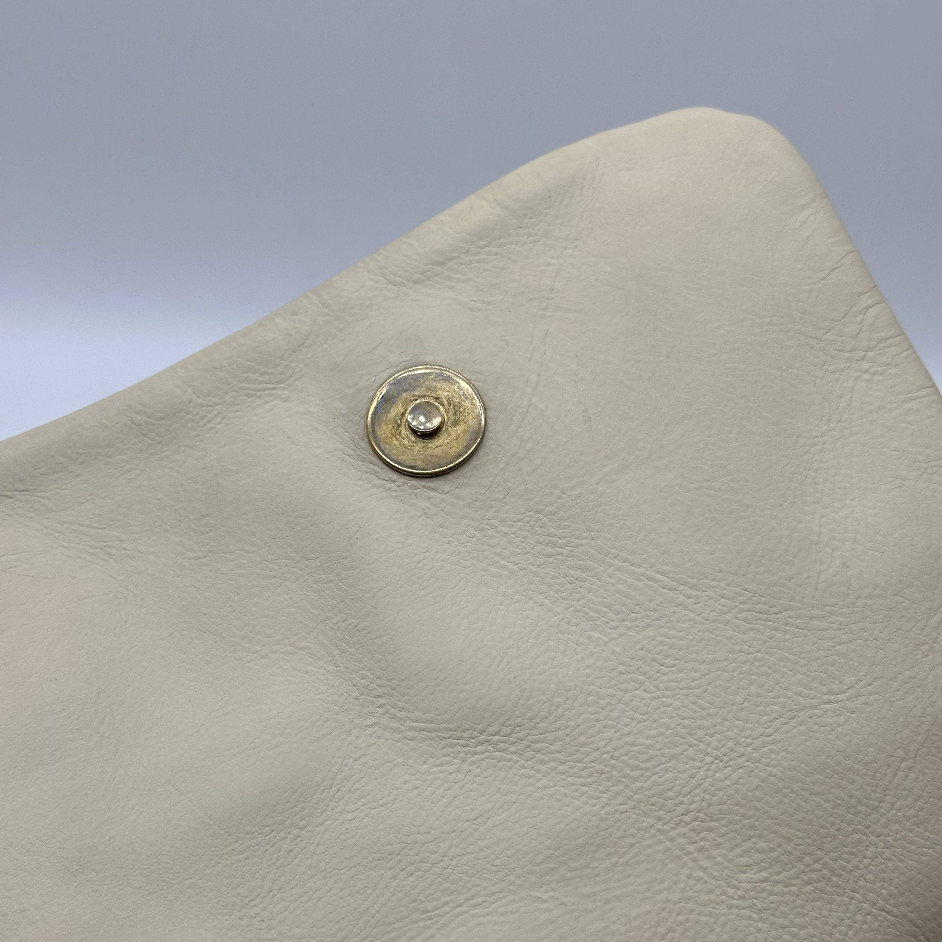 Chanel Matelassé crossbody Bag calfskin White Gold Hardware 14 Series