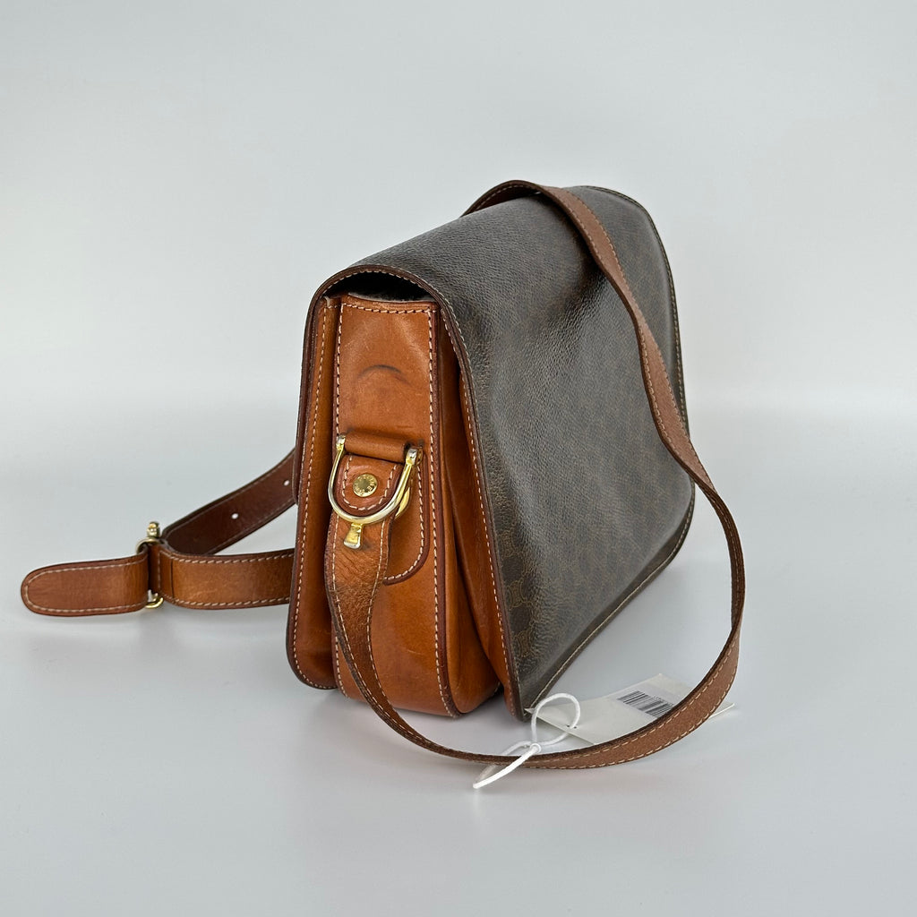 Celine Macadam Blason Triomphe Logo Horse Carriage Hardware Leather Shoulder Bag Pochette Sacoche
