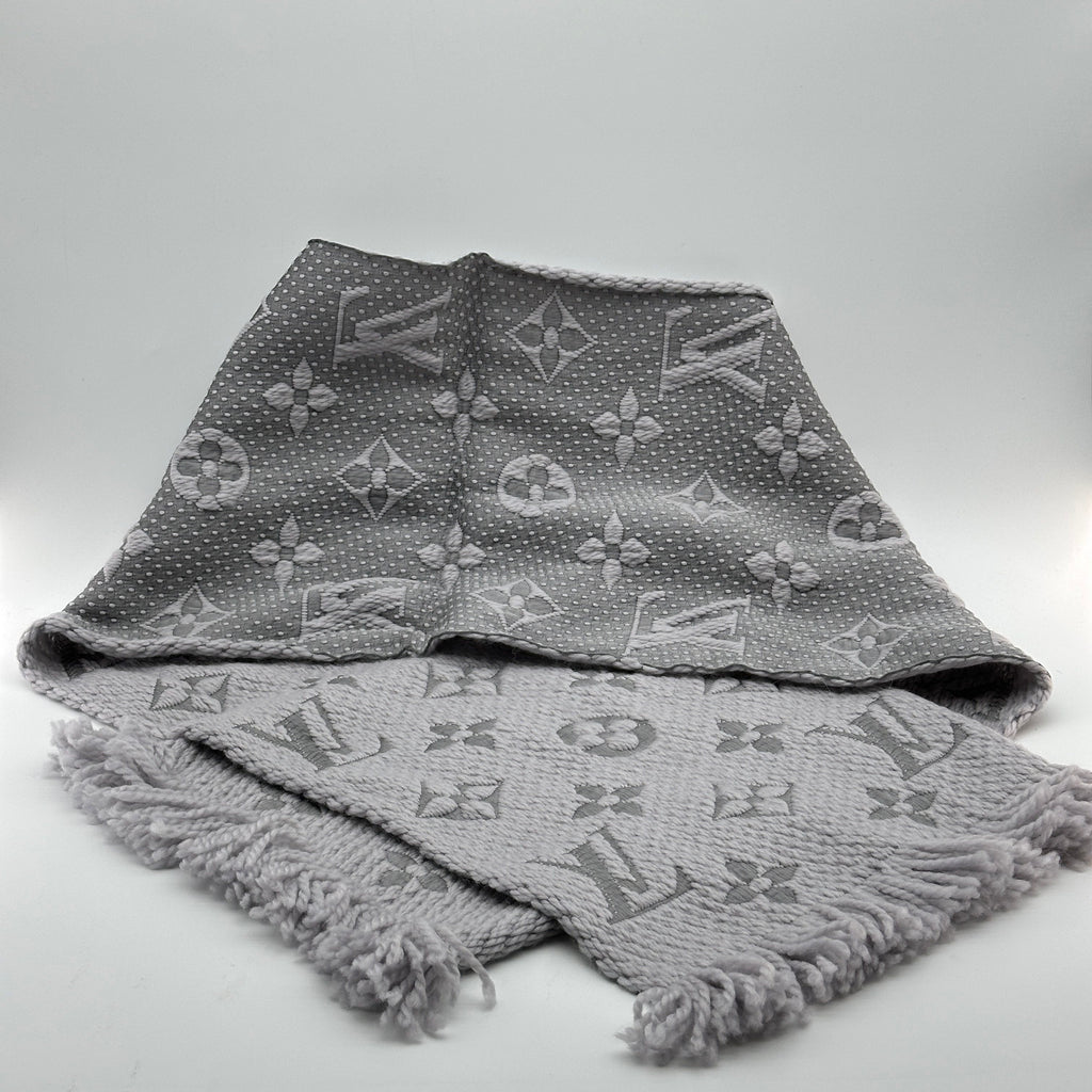 Louis Vuitton Logomania Wool Silk Gris Perle Scarf M74742