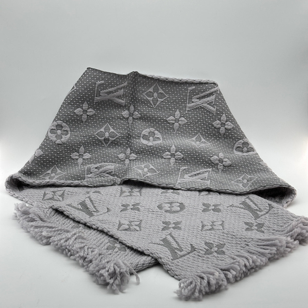 Louis Vuitton Logomania Wool Silk Gris Perle Scarf M74742