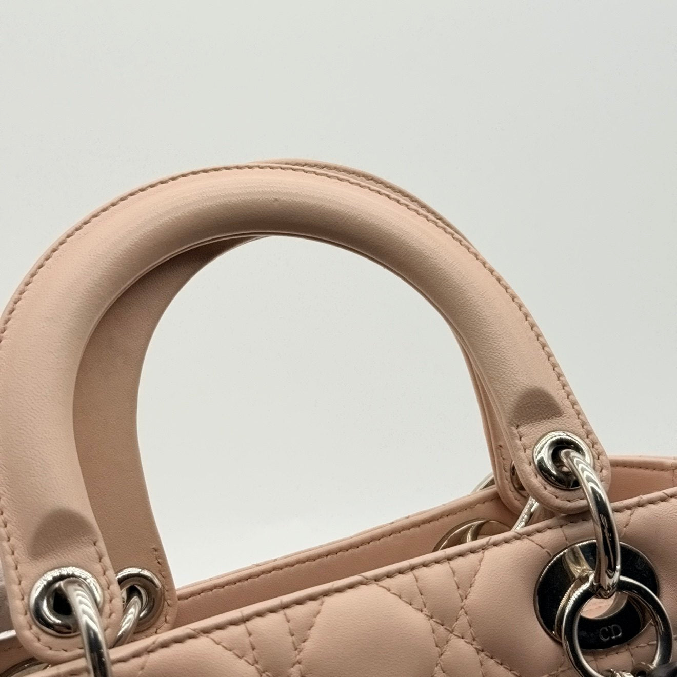 LADY DIOR MEDIUM VALENTINE LIMITED EDITION IN LIGHT PINK