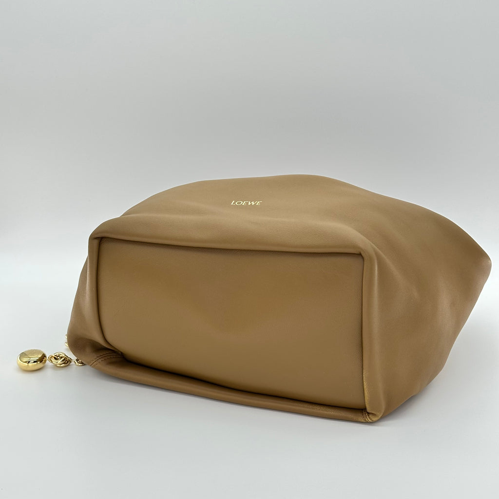 LOEWE Squeeze Bag LOEWE Tote Chain Shoulder Bag A914NCHX01