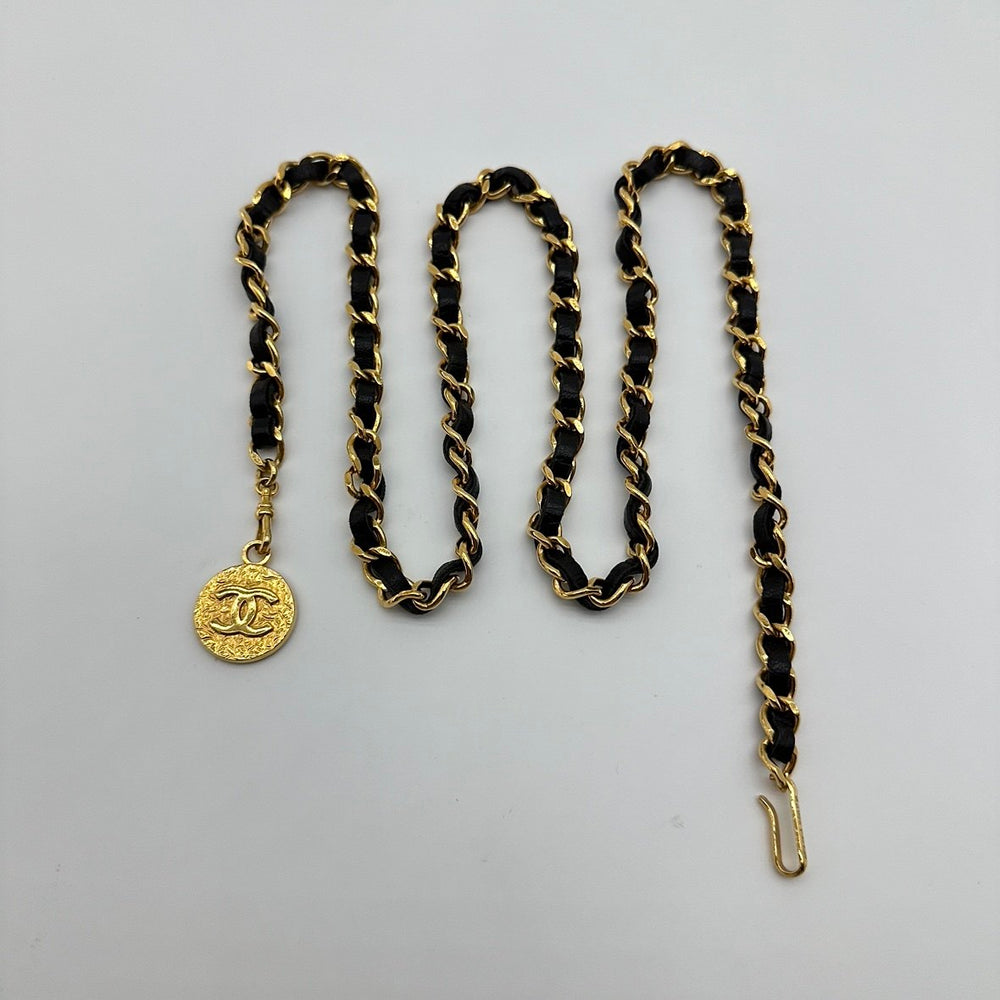 Chanel 1982 CC Medallion Gold-Tone Black Leather Chain Belt
