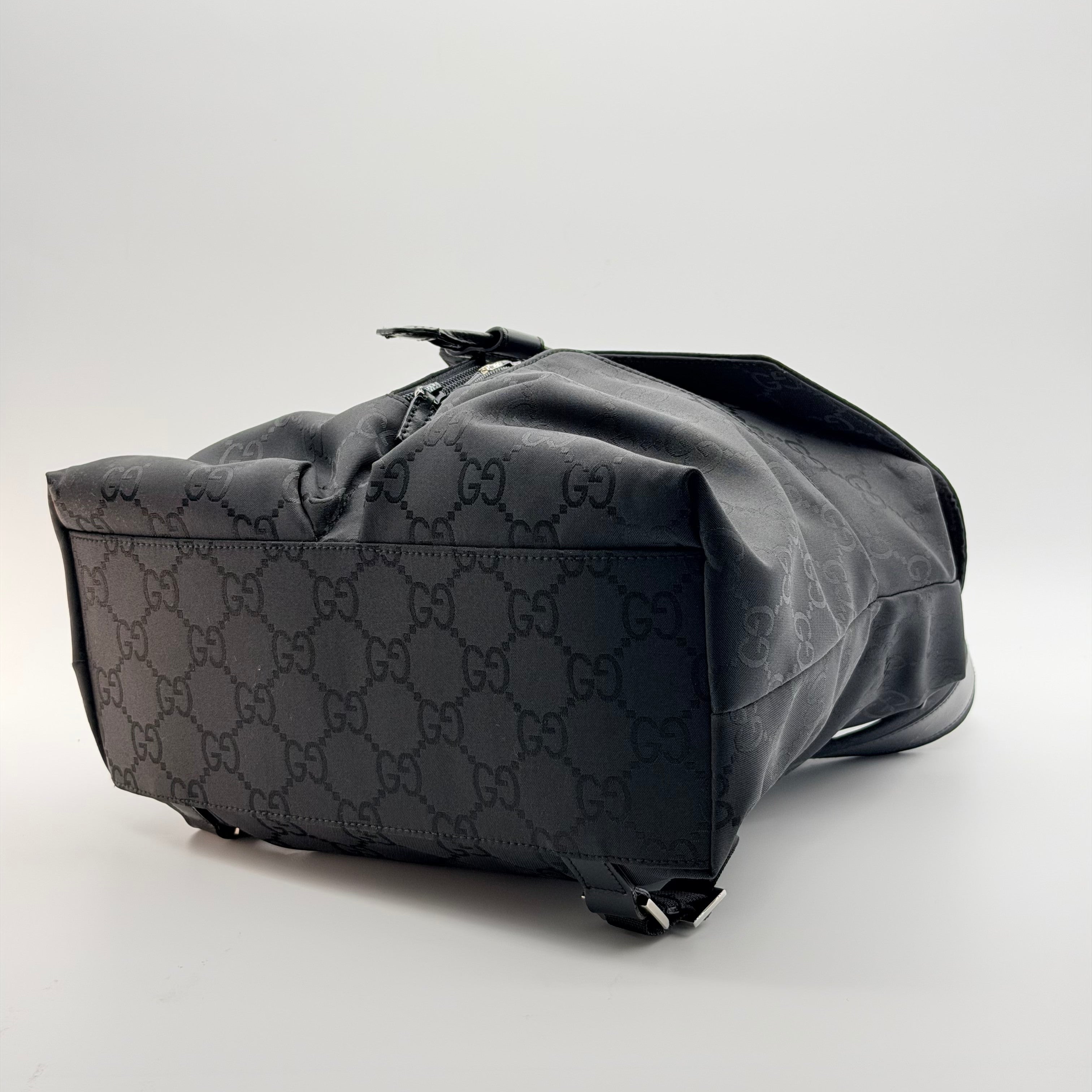 gucci pre-owned gg monogram backpack
