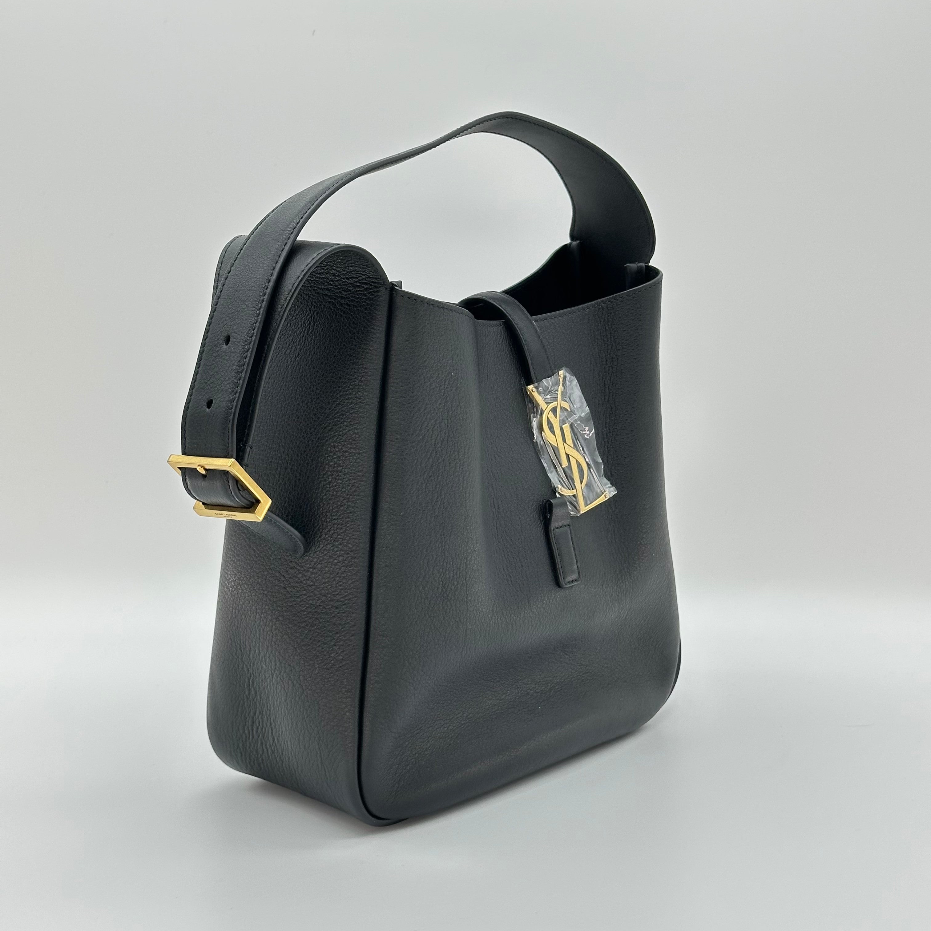 Saint Laurent Le5A7 Black Leather Bucket Hobo Shoulder Tote Bag Small
