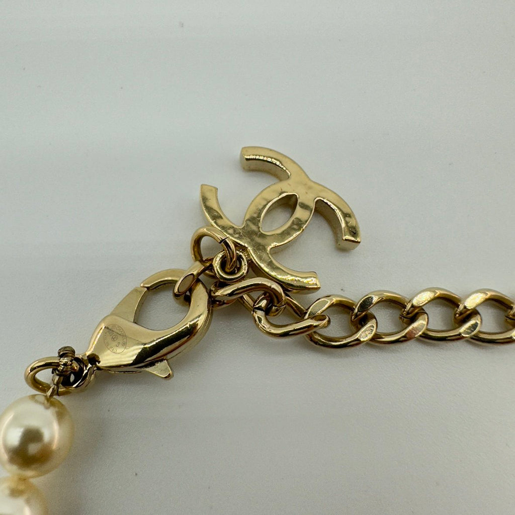 Chanel B23S Faux Pearl Crystal CC Floral Pendant Necklace