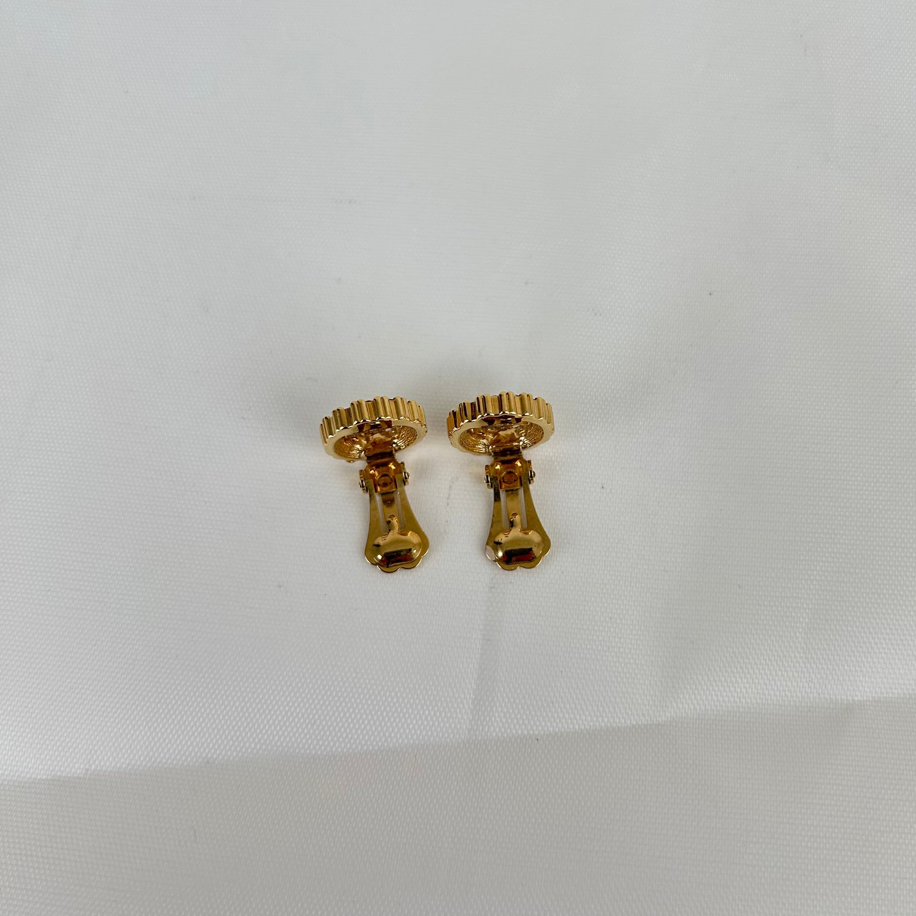 クリスチャン・ディオール Oval Rhinestone ゴールド カラー Logo イヤリング ヴィンテージ Jewelry