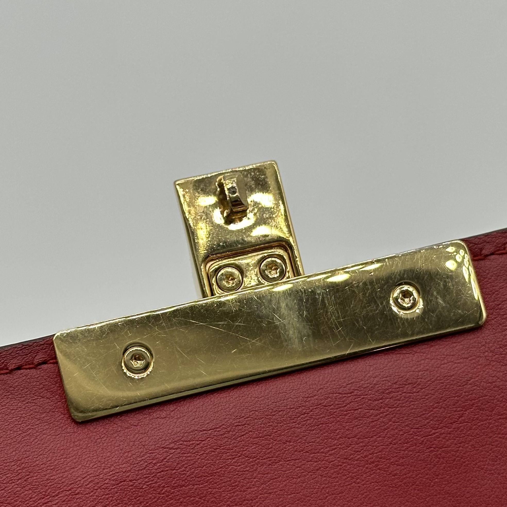 Gucci Padlock Pearl Embellished Chain Shoulder Crossbody 2Way