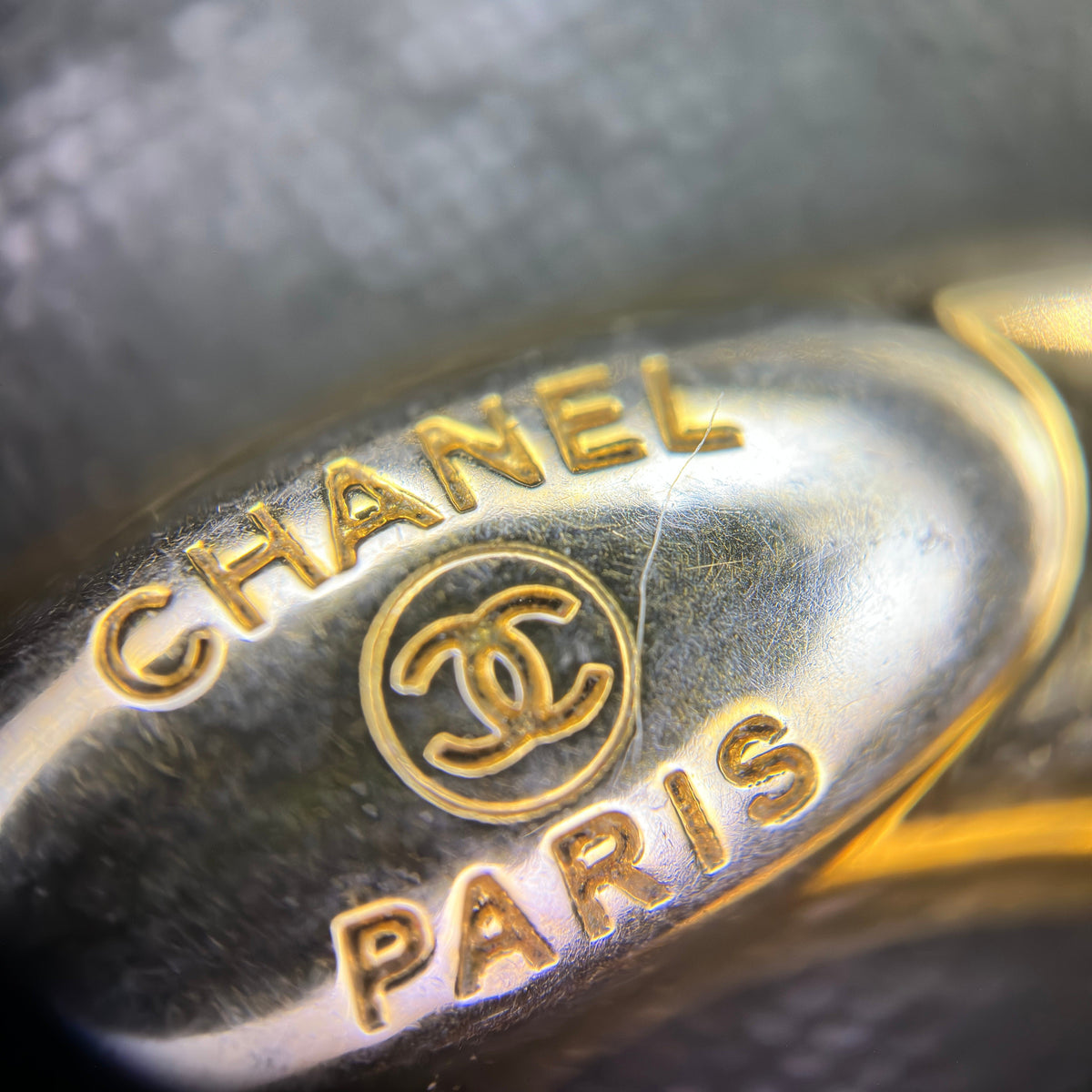 Chanel Chevron Leather x lambskin Single Flap Double Chain Bag V Stitch Black Gold Metal Fittings 21101092 21XXXXXX