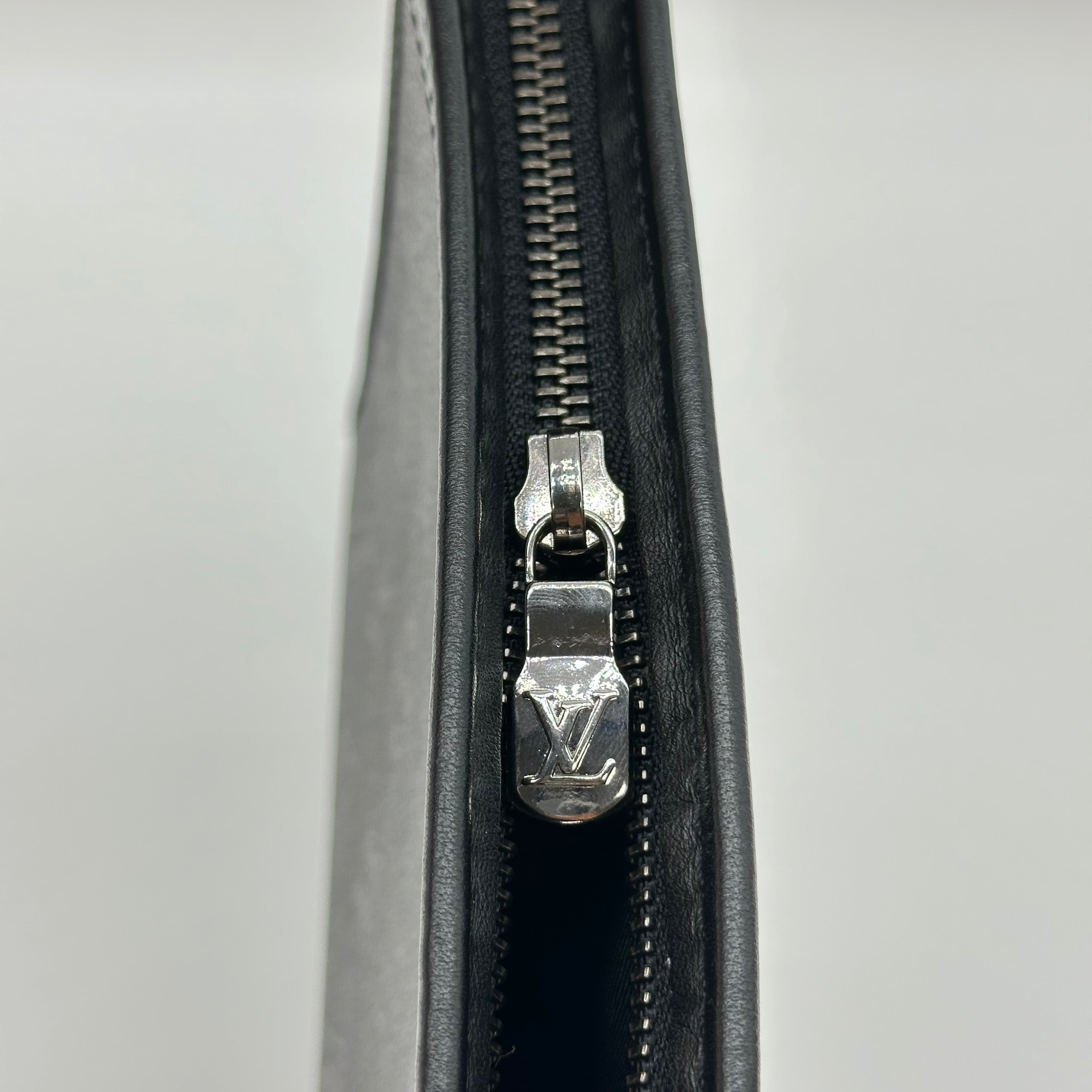 Louis Vuitton Gaston Wearable Monogram Eclipse Shoulder Bag Crossbody M81124 RFID