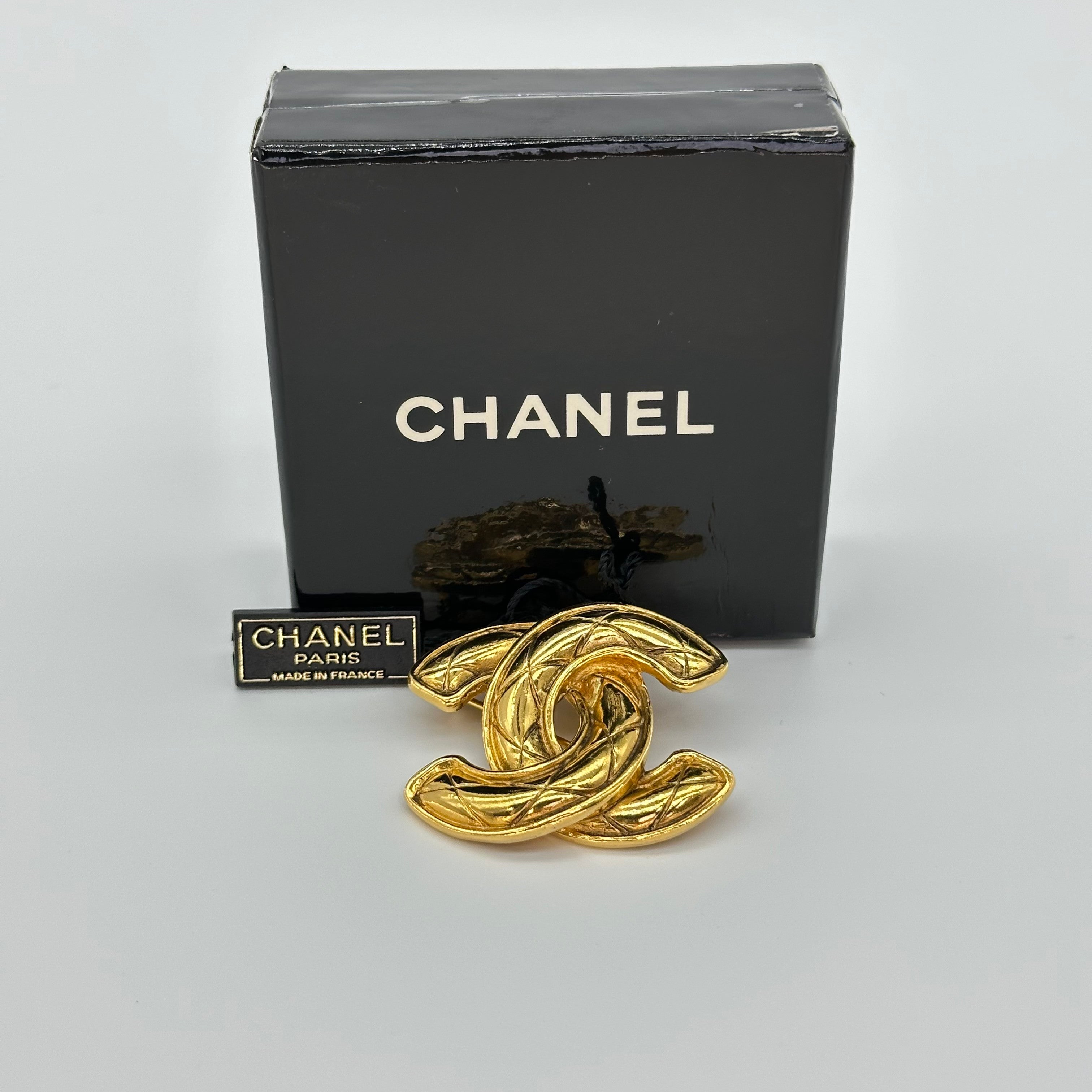 CHANEL Gold Quilted CC Brooch