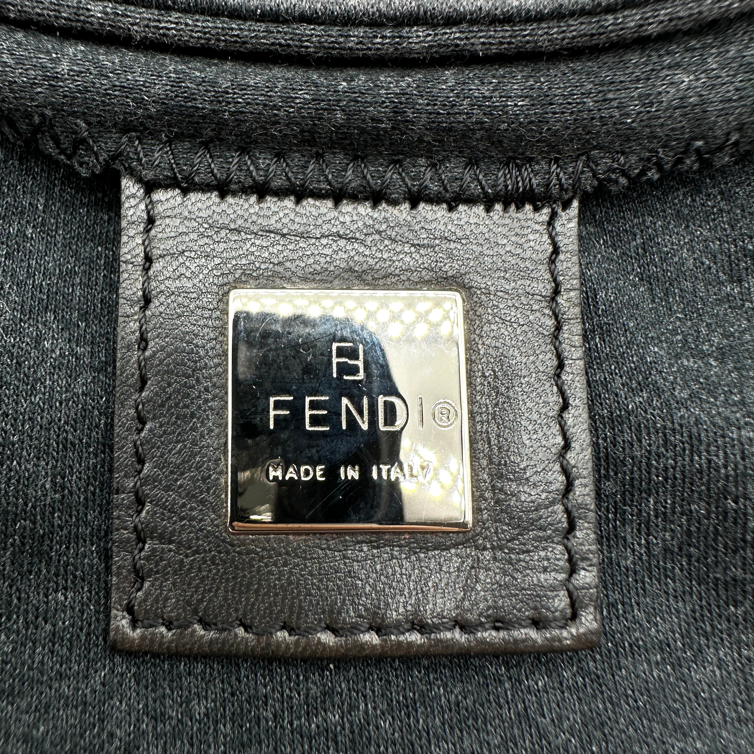 fendi vintage baguette shoulder bag