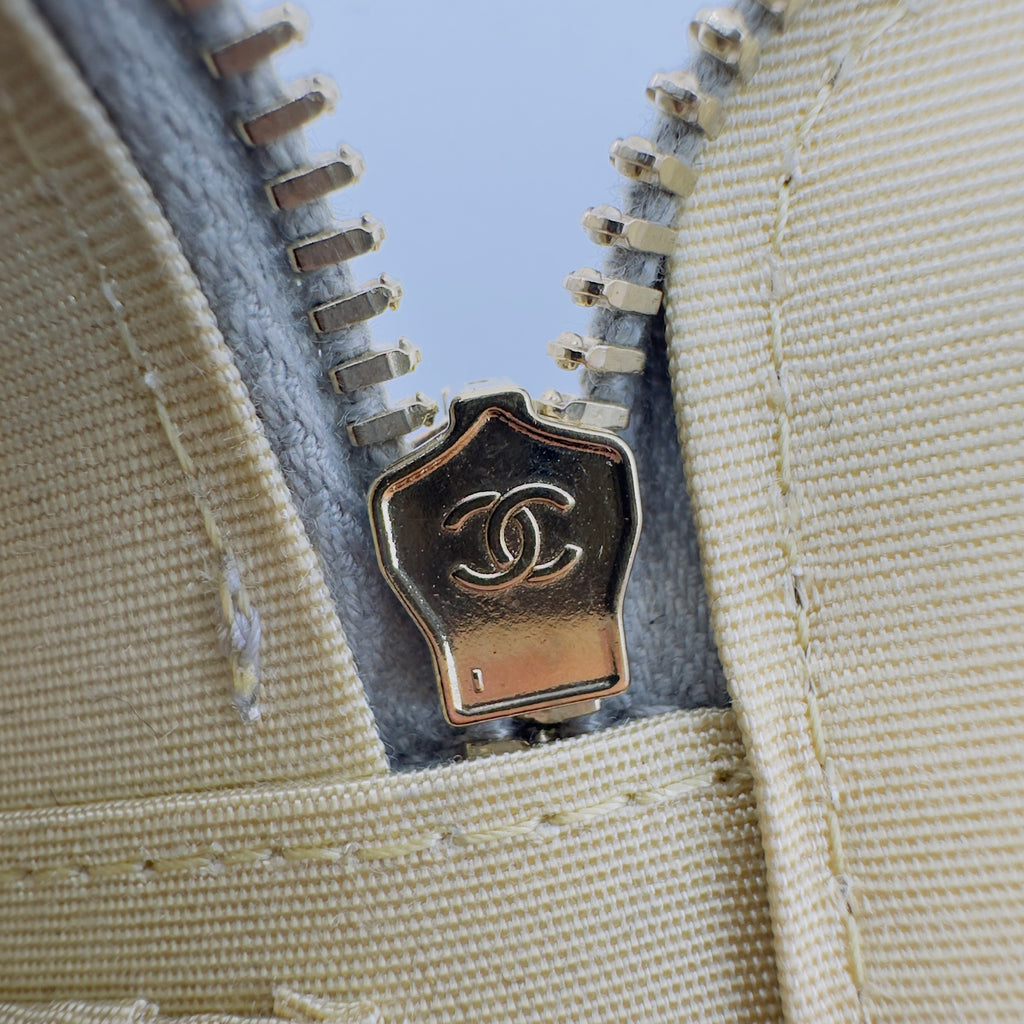 Chanel Quilted Lambskin CC Vanity Case Mini Gray Chain Shoulder Bag