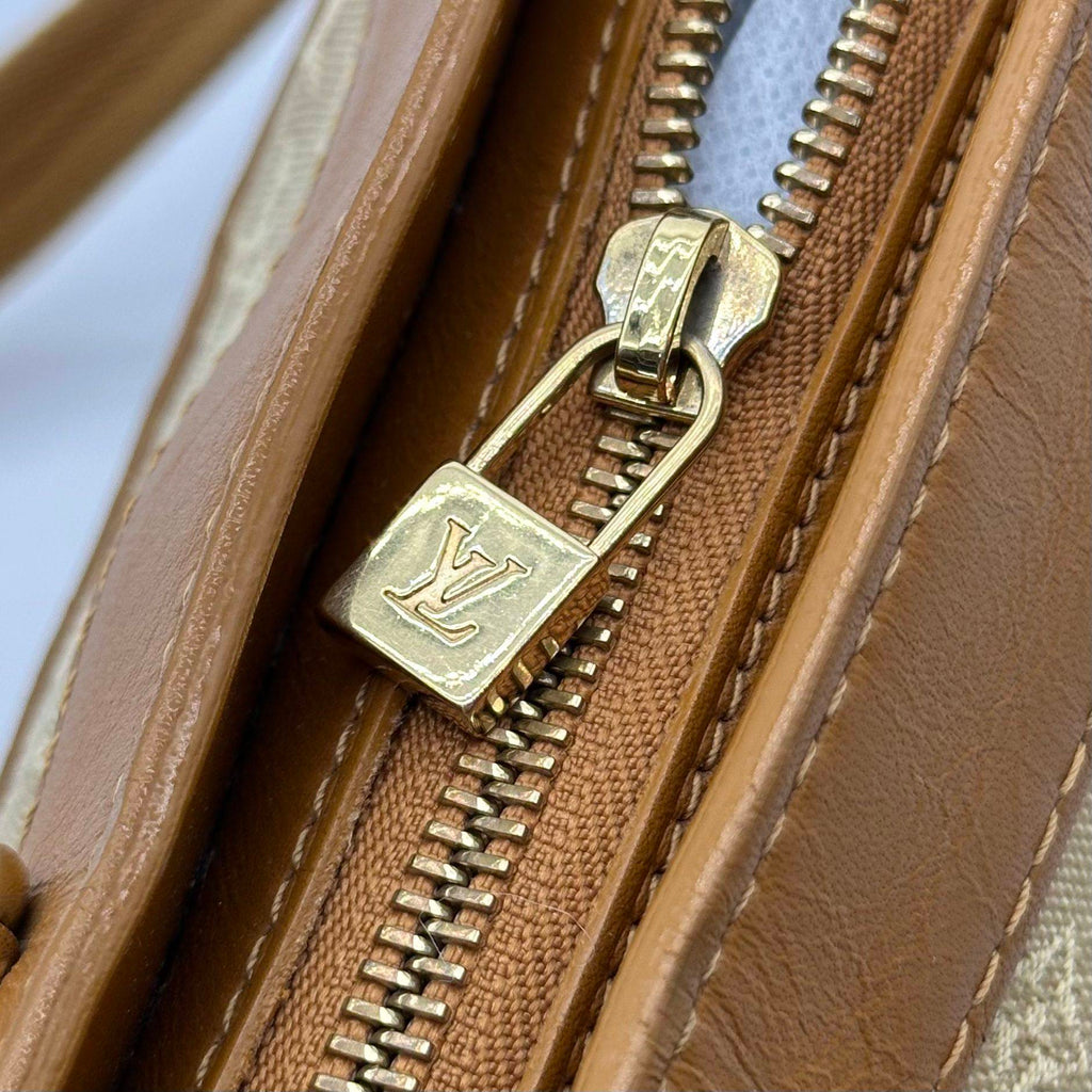 Louis Vuitton Mini Lucille PM Sac à bandoulière fourre-tout M92684