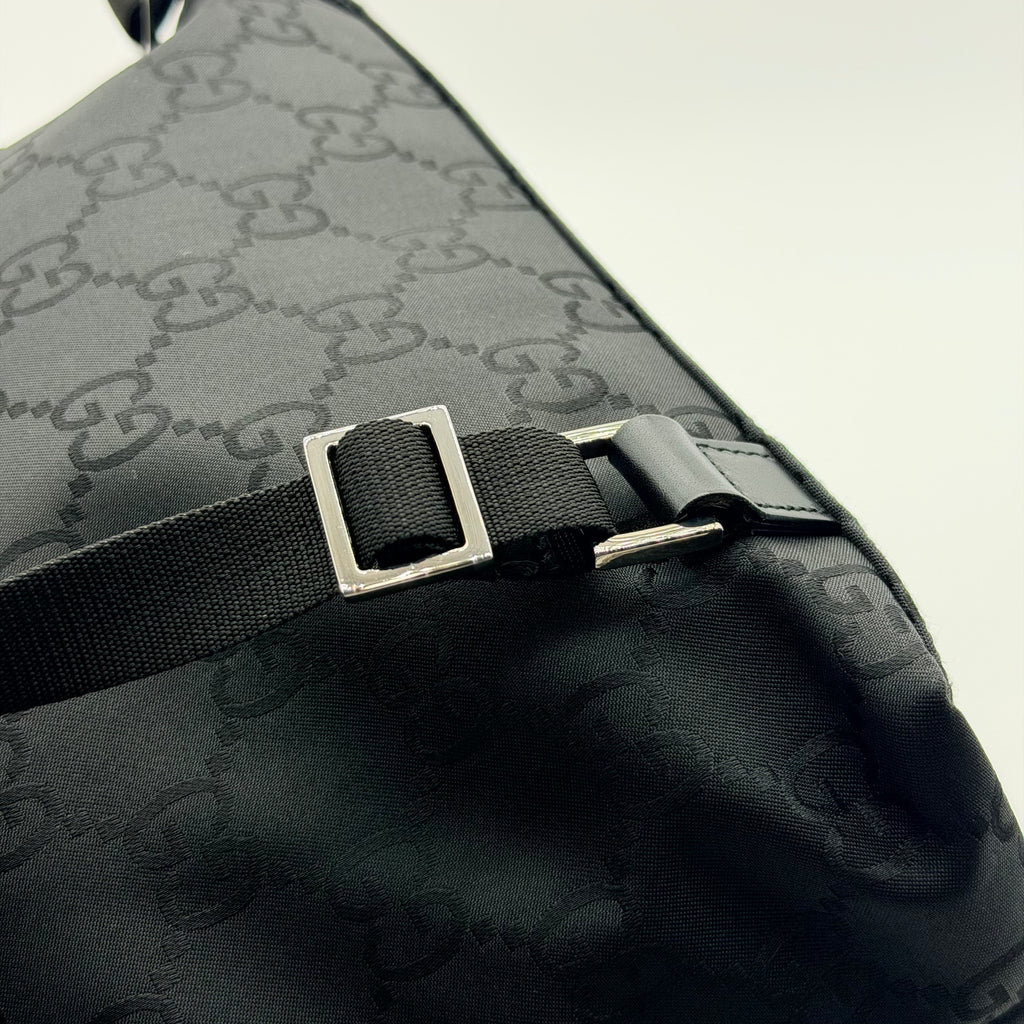 gucci pre-owned gg monogram backpack