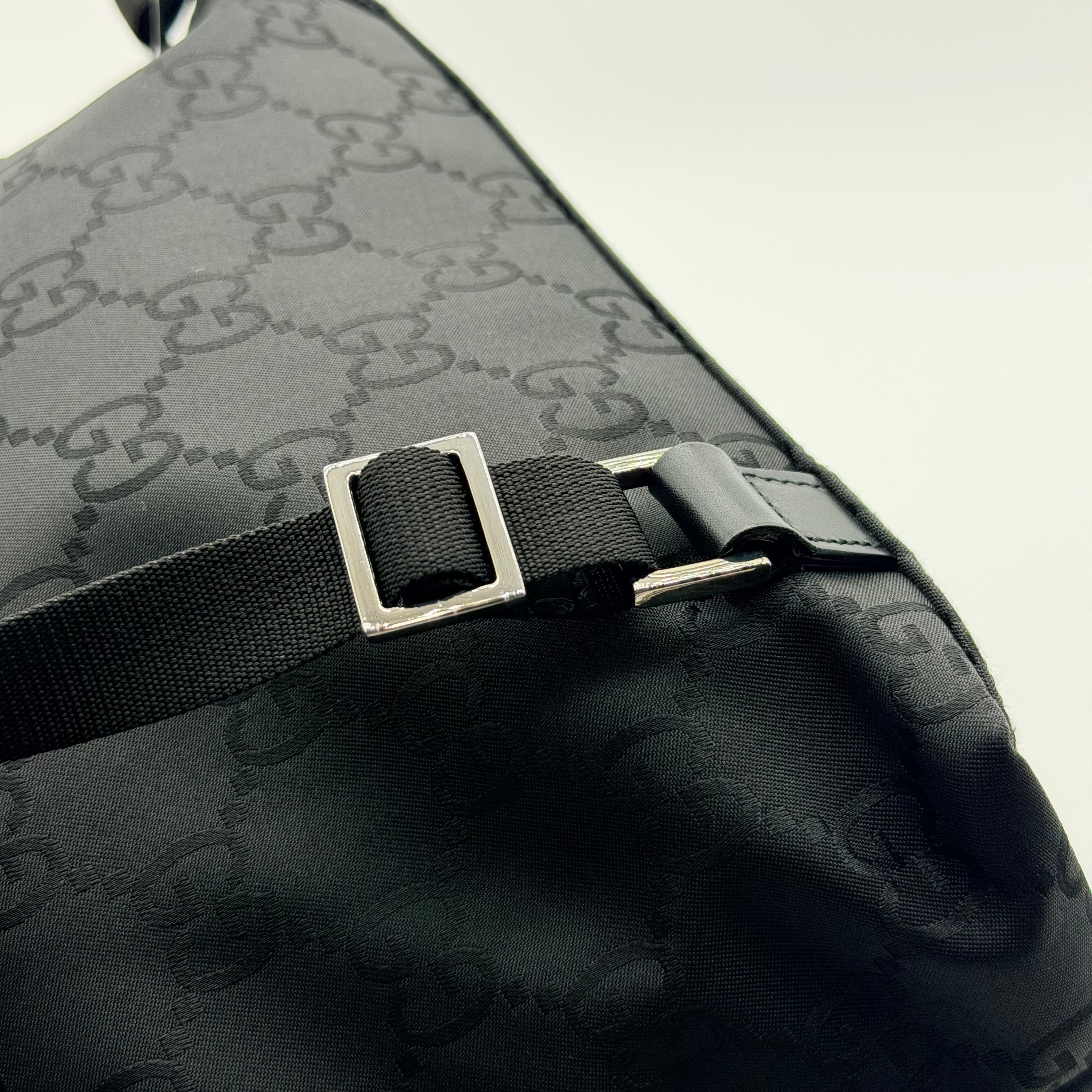 gucci pre-owned gg monogram backpack