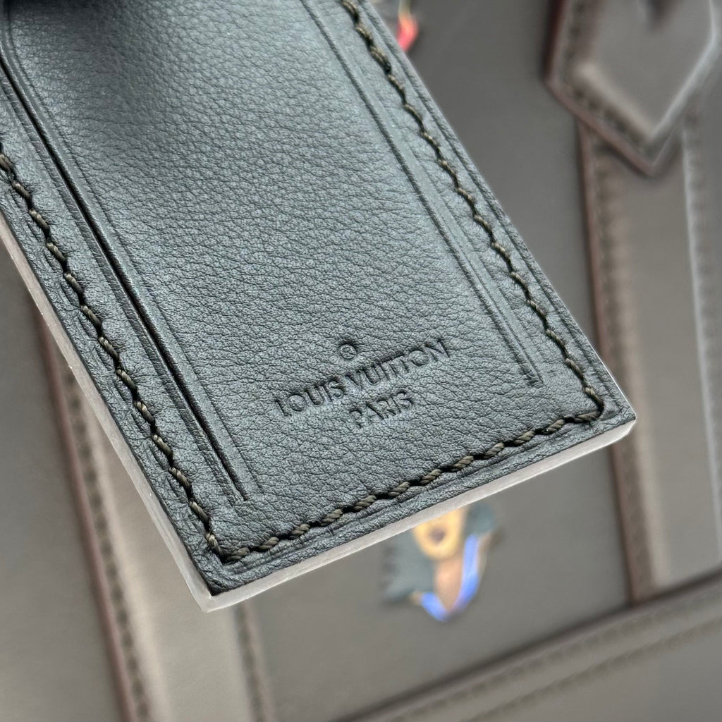 ルイ・ヴィトン アルマ 25 Henry Taylor Limited Edition レザー ハンドバッグ ショルダーバッグ クロスボディ RFID