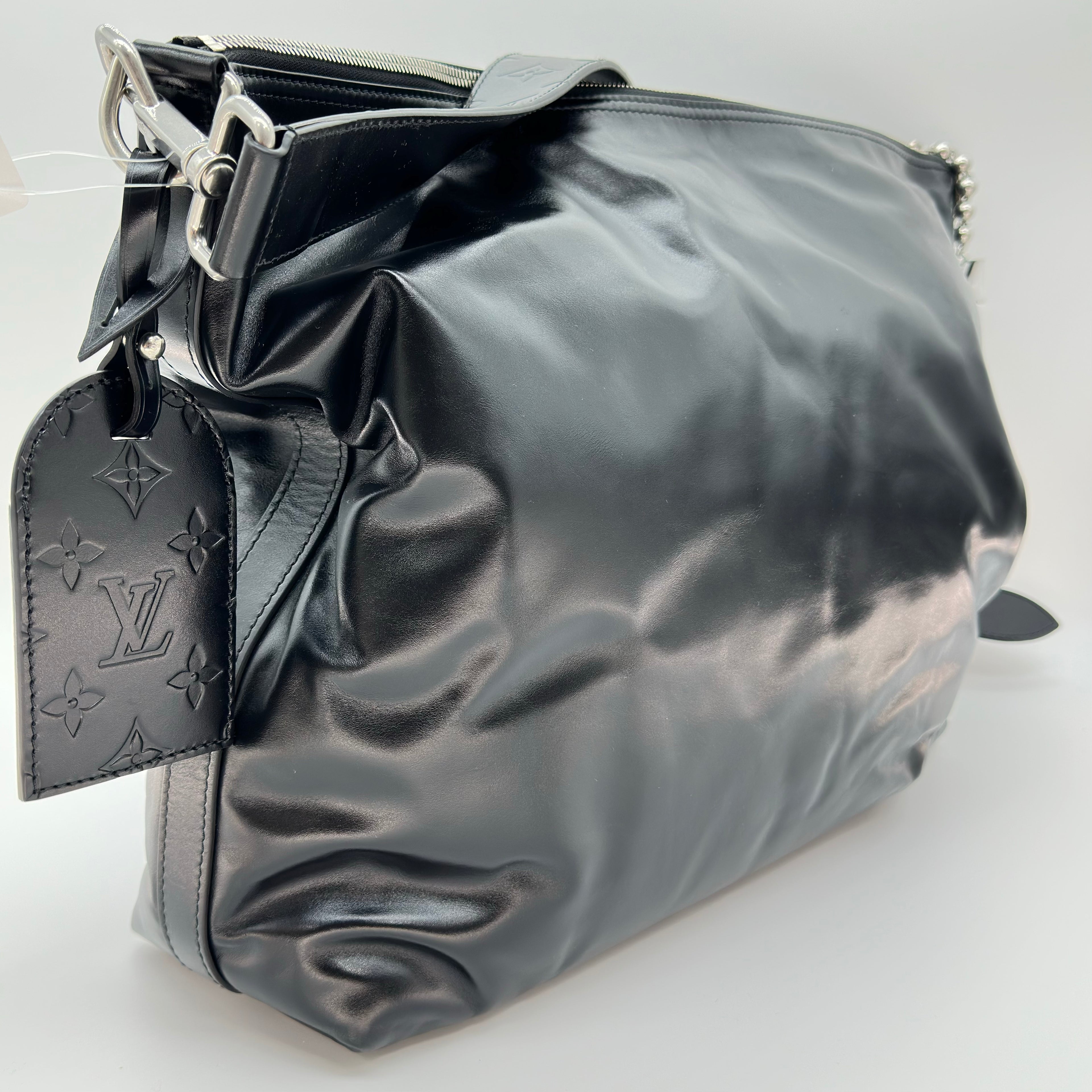 Louis Vuitton Vagabond Hobo Bolso bandolera de piel de becerro Negro M13986 RFID