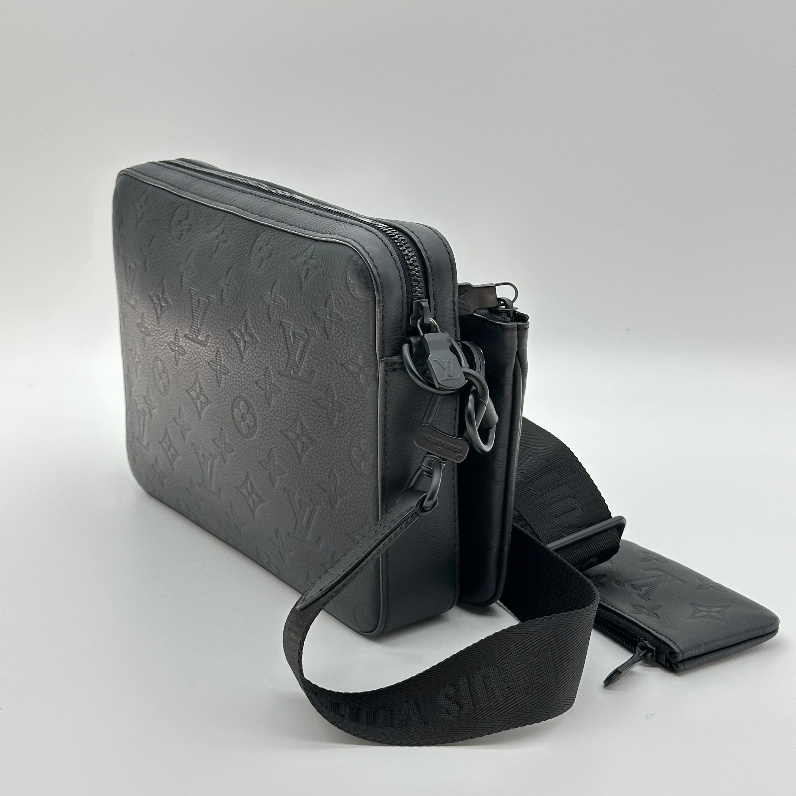 Louis Vuitton Monogram Shadow Trio Messenger M46602 Black with RFID
