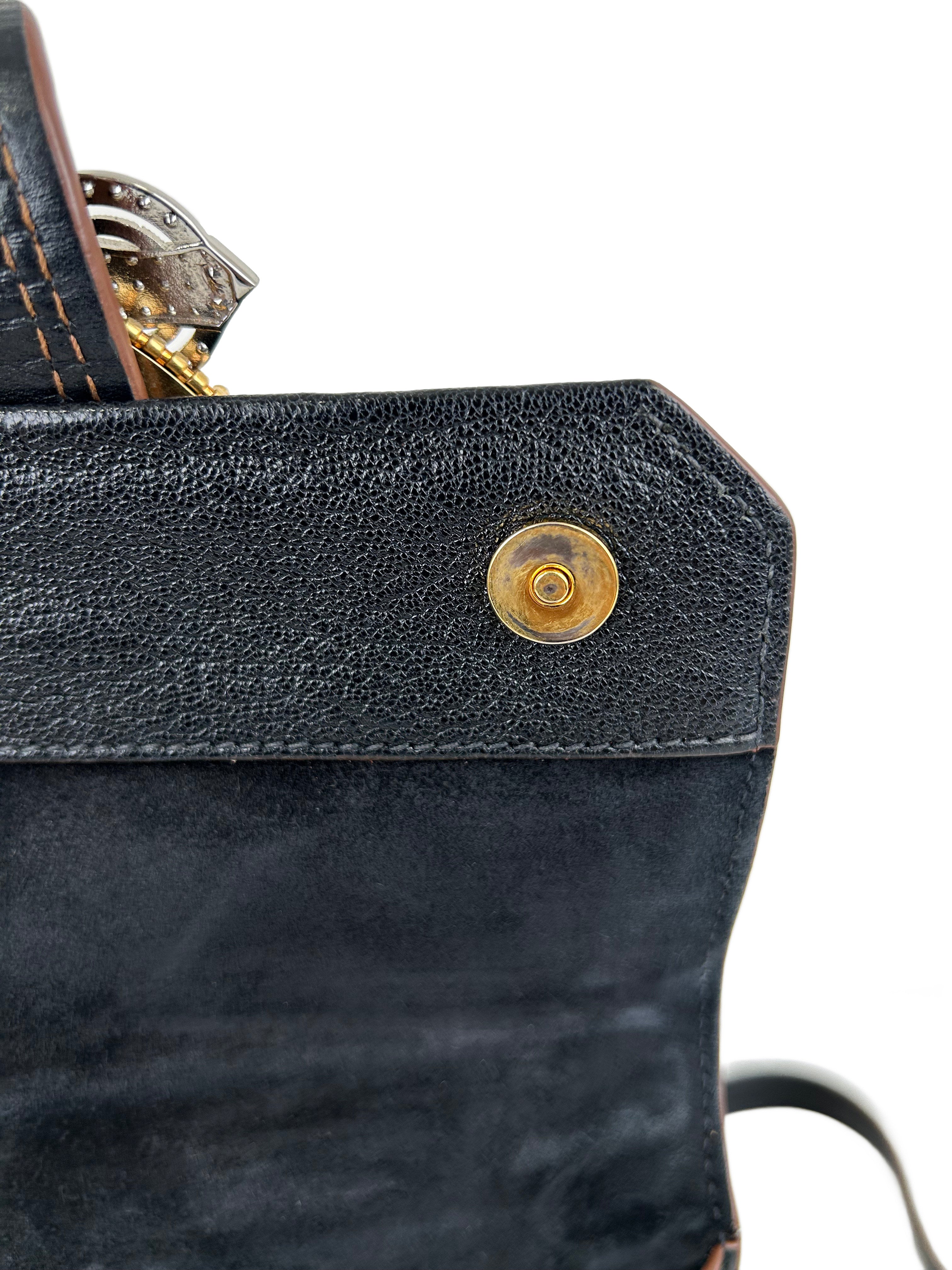 MIUMIU Sac à bandoulière à rabat en cuir Madras noir orné de cristaux et boucle