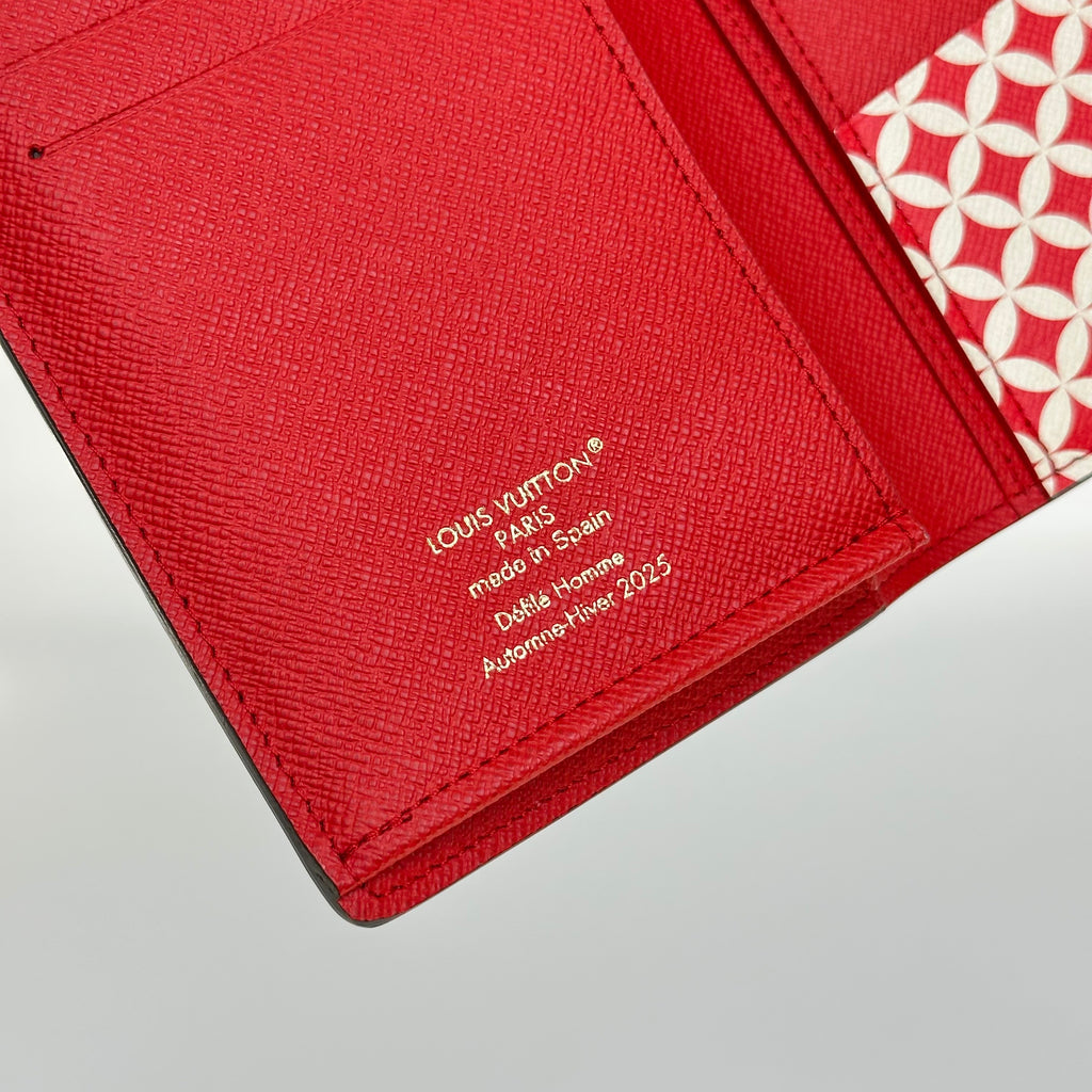 Louis Vuitton Pharrell Williams NIGO Collaboration Brazza Geldbörse Damier Ebene Canvas N40780