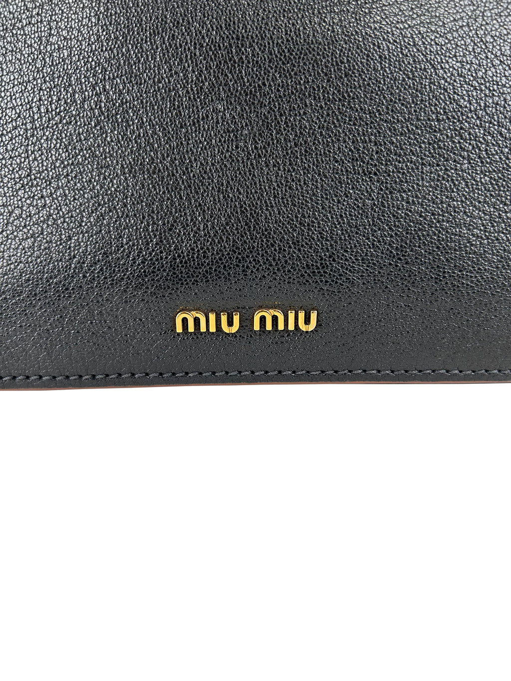 MIUMIU Sac à bandoulière à rabat en cuir Madras noir orné de cristaux et boucle