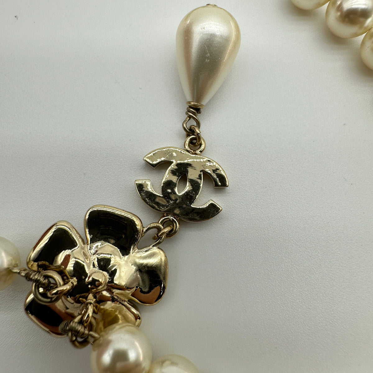 Chanel B23S Faux Pearl Crystal CC Floral Pendant Necklace
