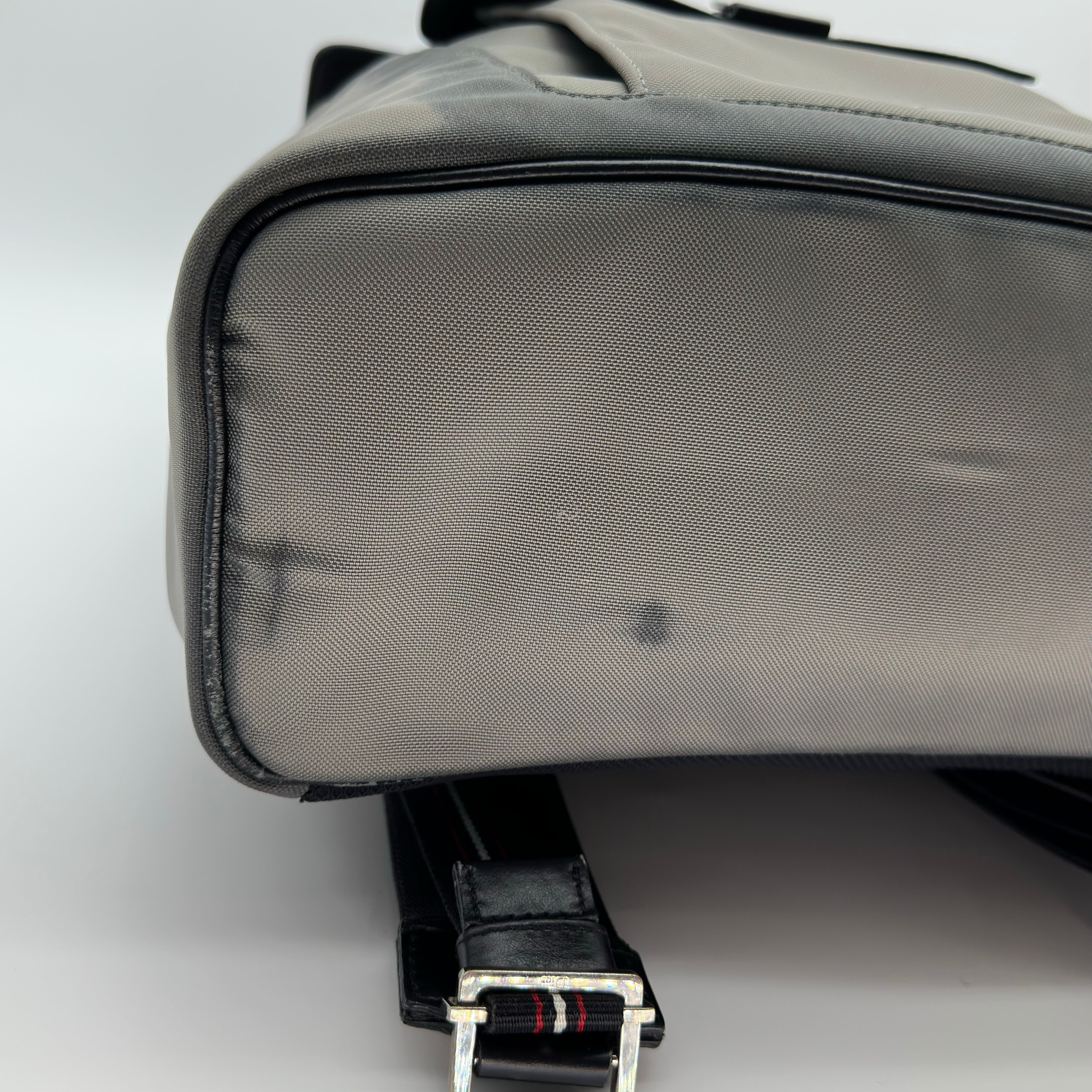 SAC A DOS DIOR HOMME MOTION EN NYLON GRIS ET CUIR NOIR GREY BACKPACK
