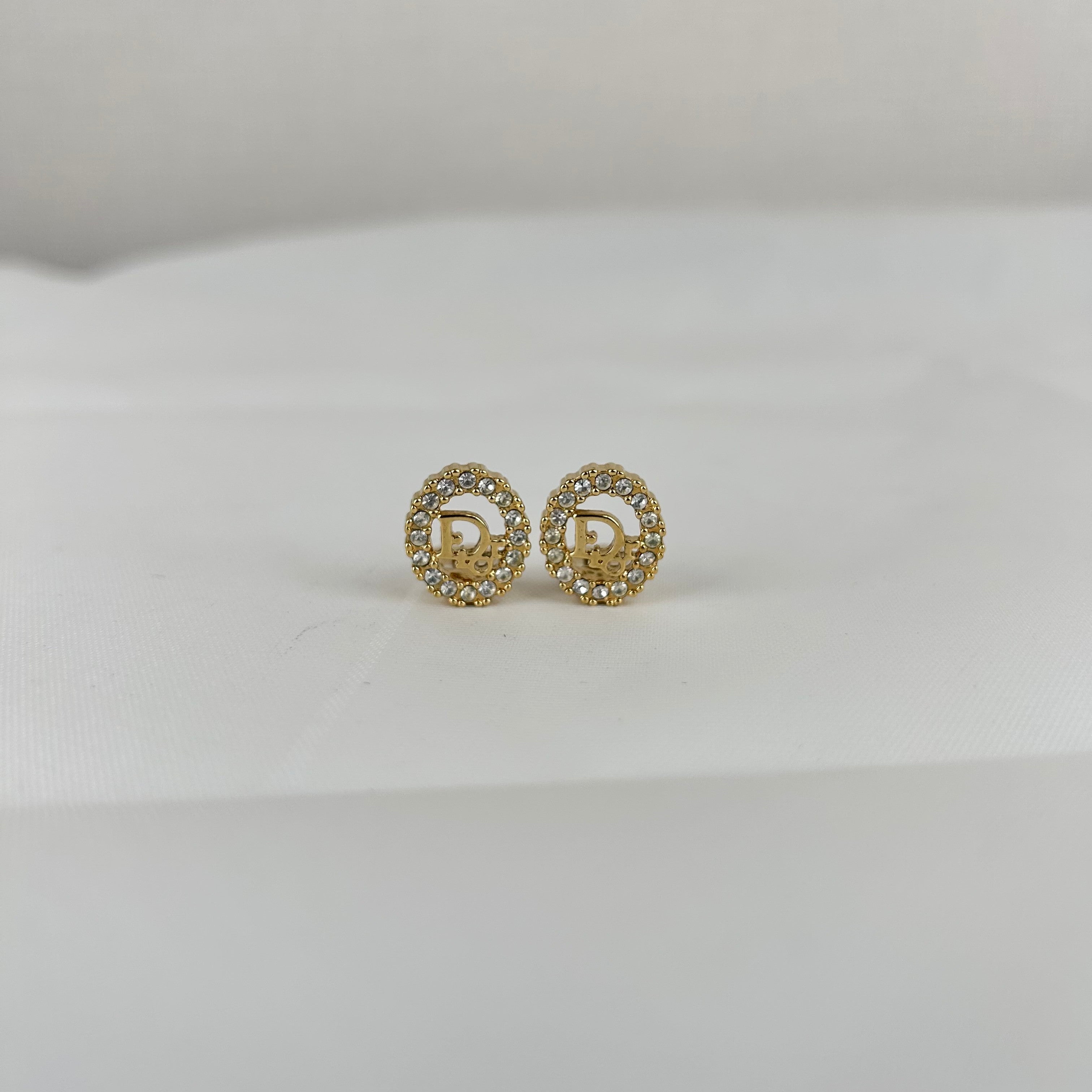 クリスチャン・ディオール Oval Rhinestone ゴールド カラー Logo イヤリング ヴィンテージ Jewelry