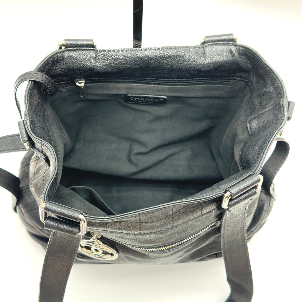 Chanel Distressed Leather CC Charm Black 2-Way Bucket Bag