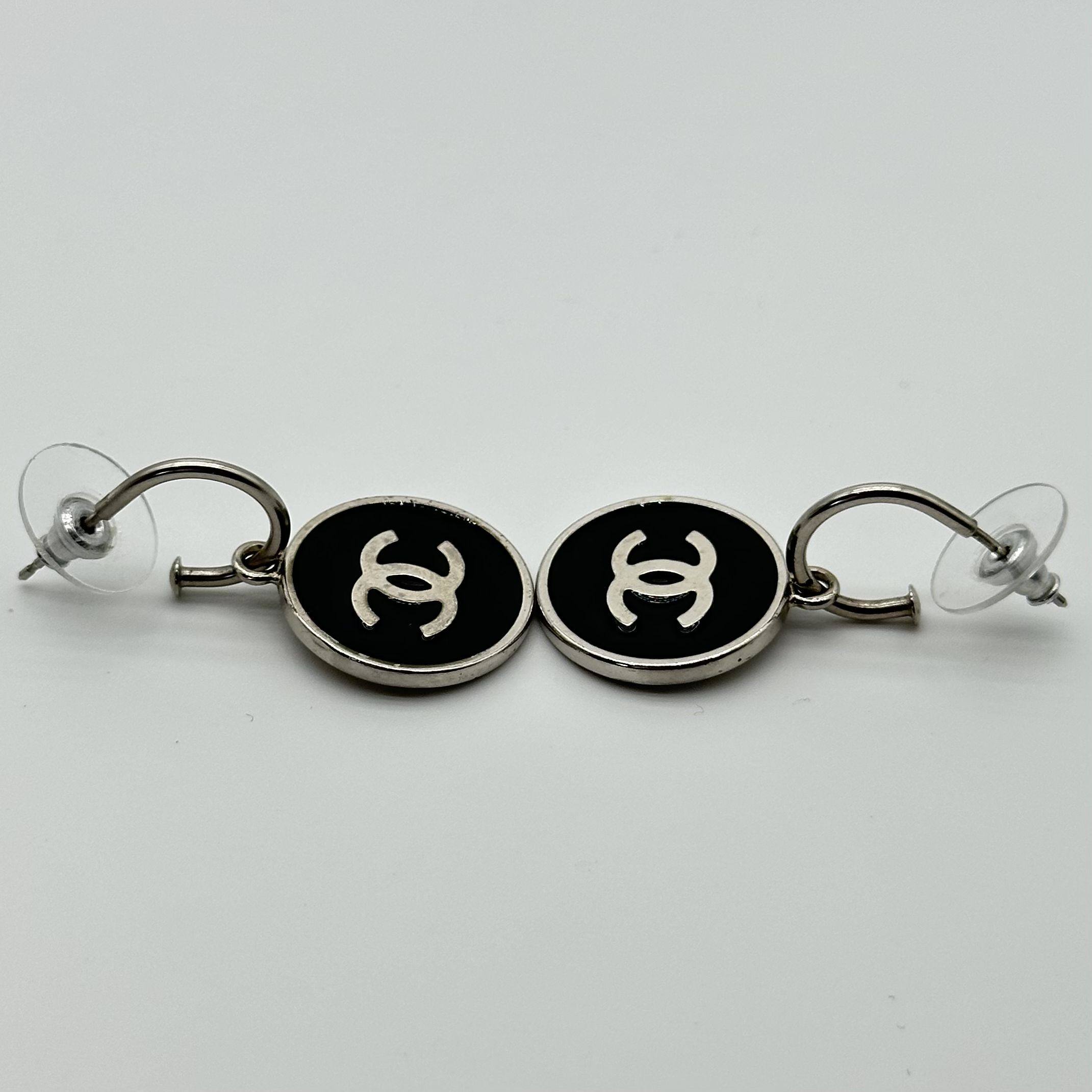 Chanel black and silver enamel vintage stud earrings 05V