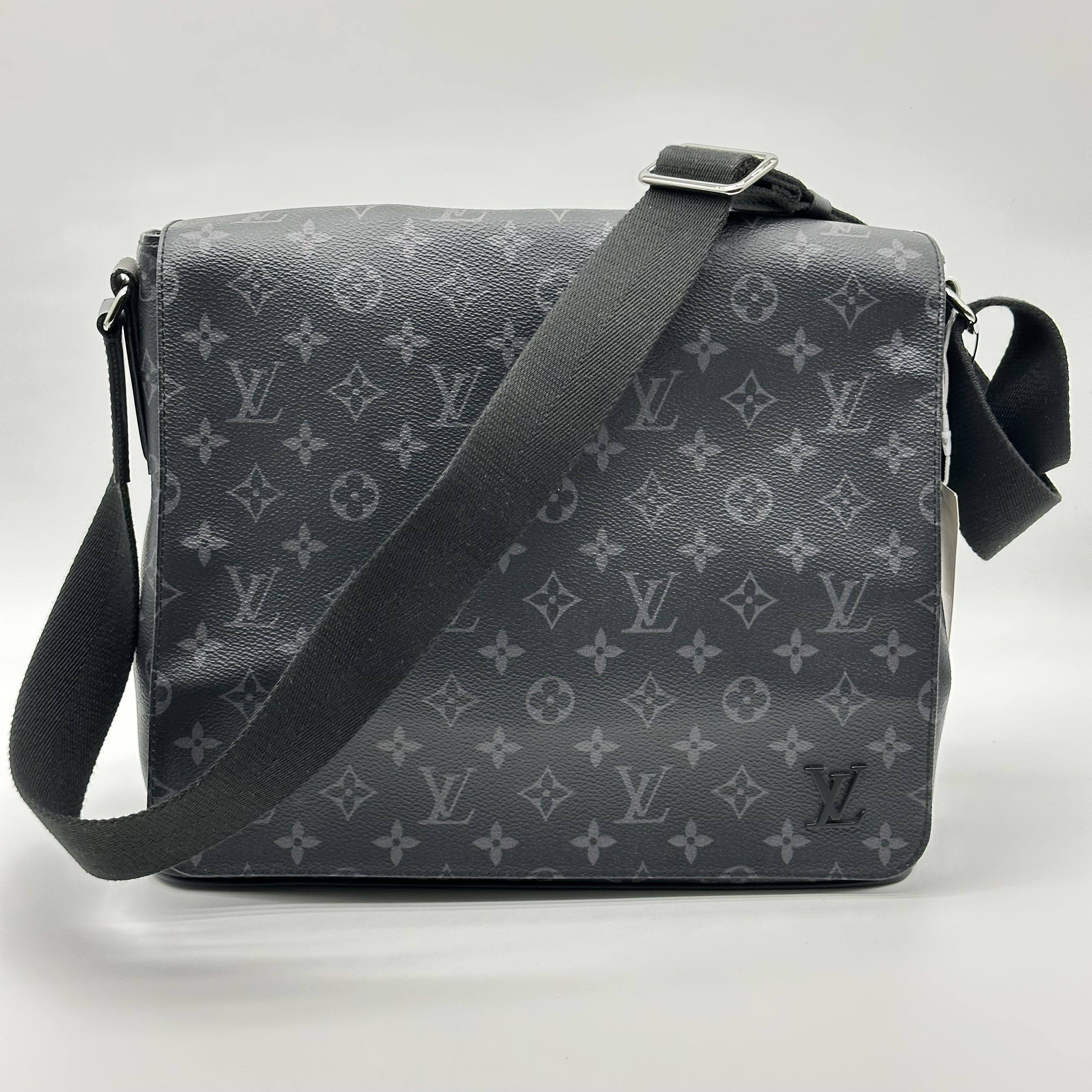 Louis Vuitton Monogram Eclipse District MM M44001 Shoulder Bag
