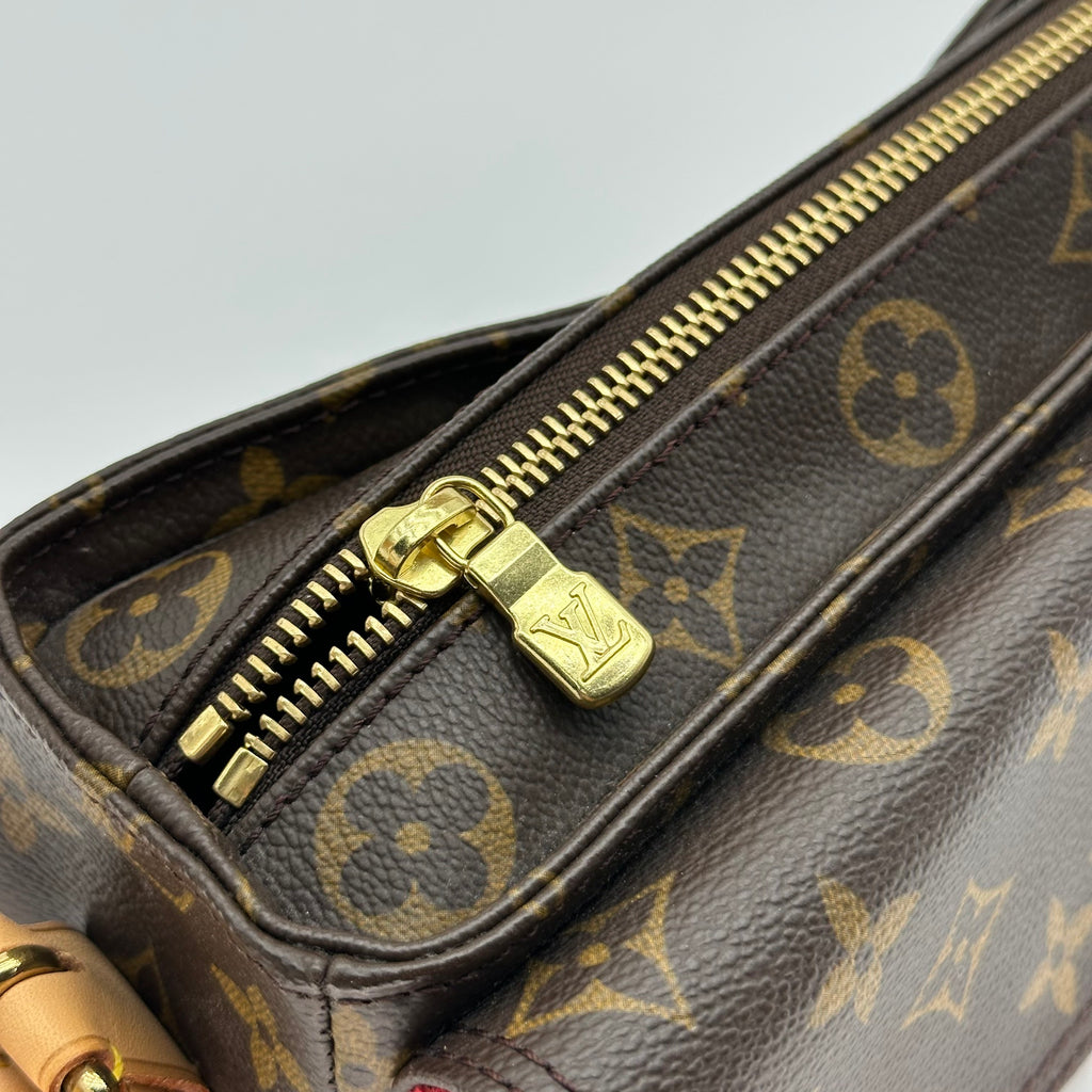 Louis Vuitton Viva Cite MM Shoulder Bag Monogram Canvas M51164