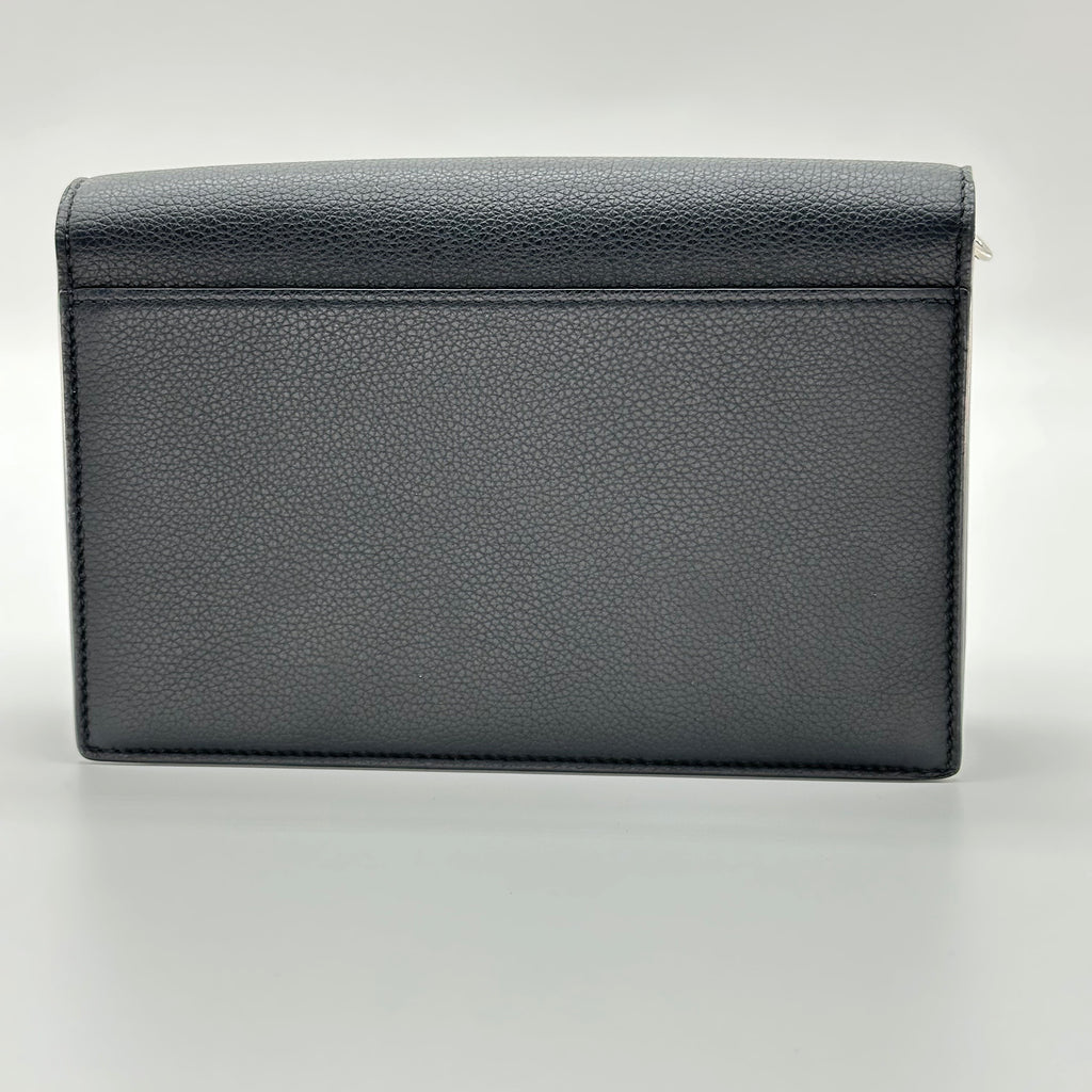 Louis Vuitton Mylockme Chain Pochette Lockme Sac à bandoulière avec chaîne argentée Noir